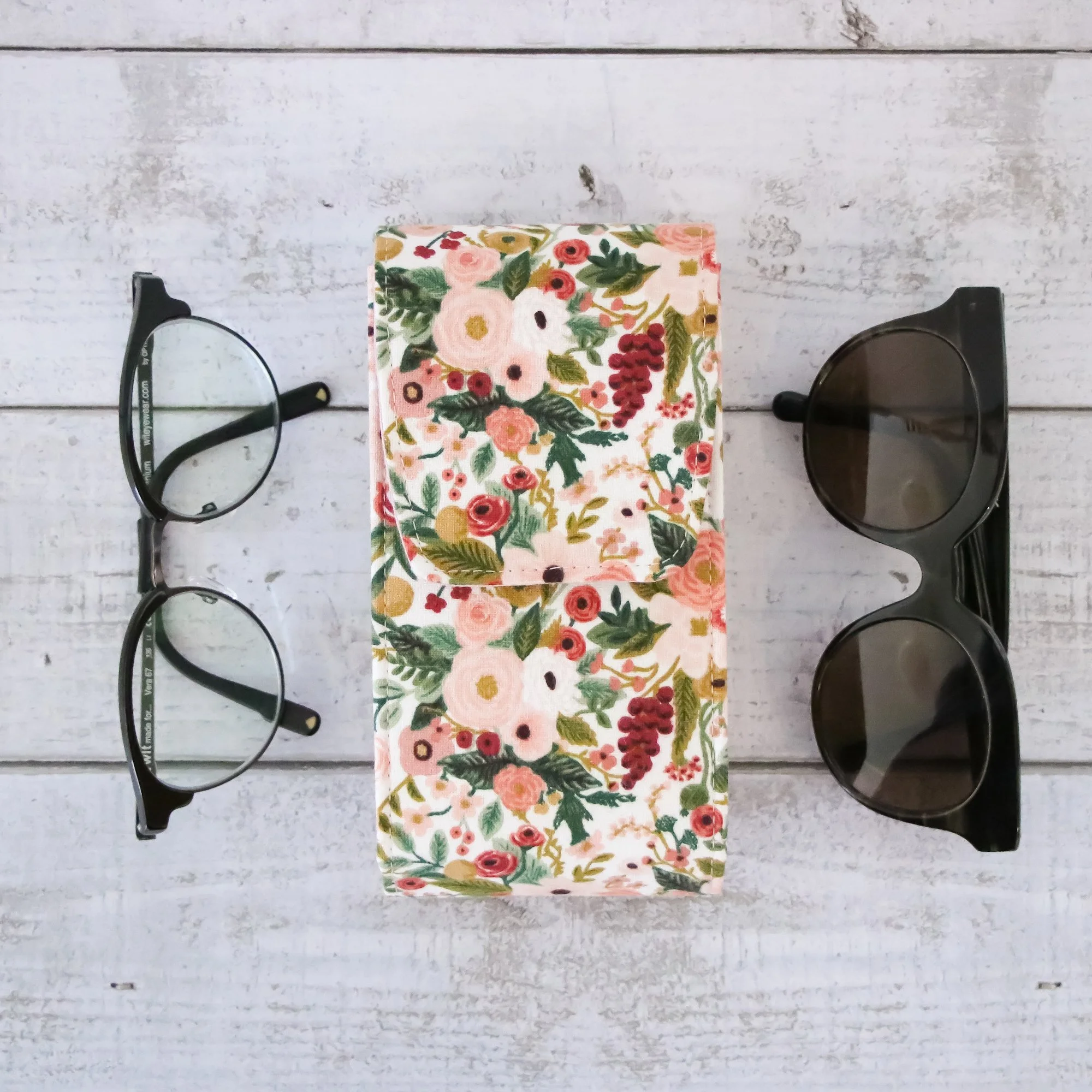 Double Glasses Case - Garden Party Rose