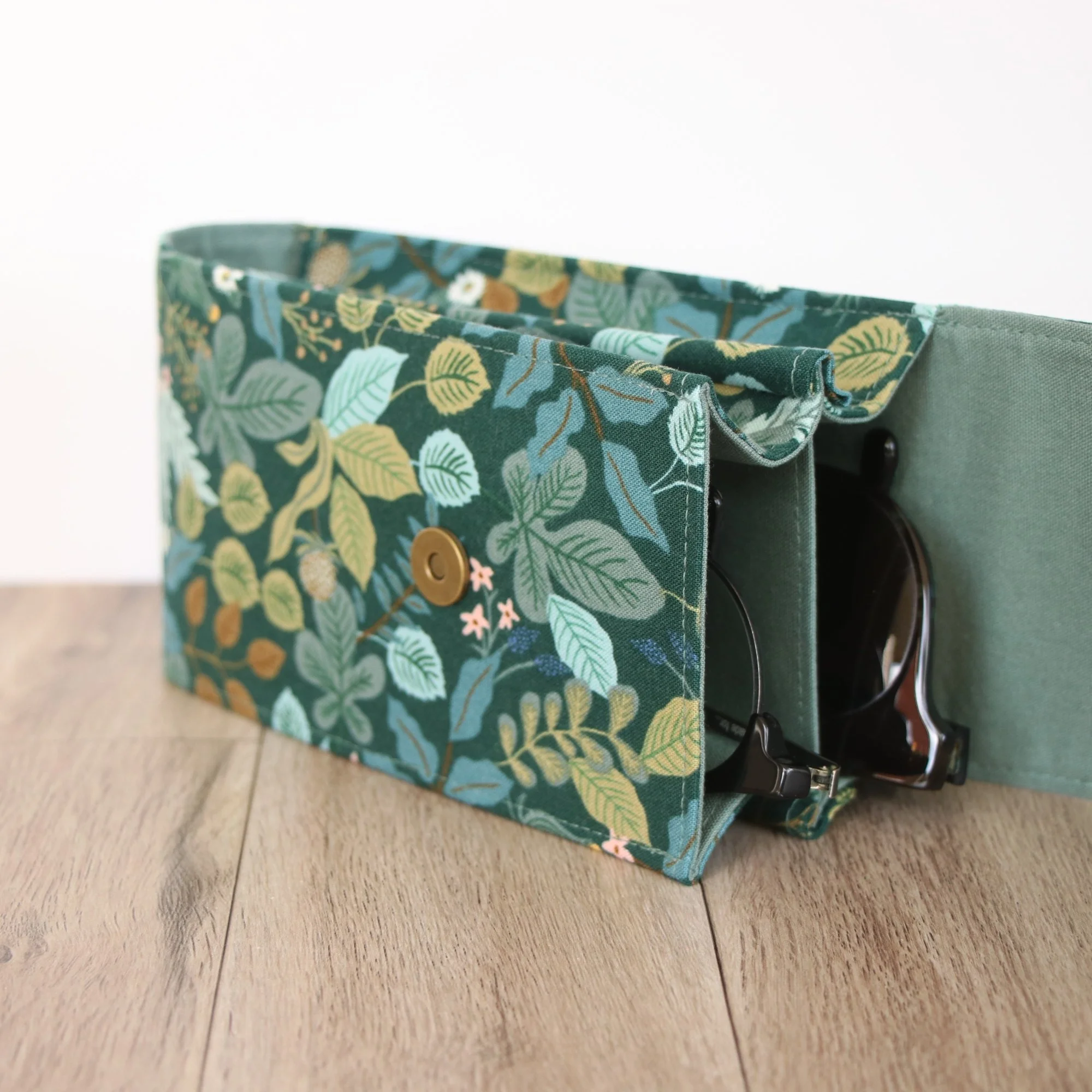 double-glasses-case-large-verde-4.JPG