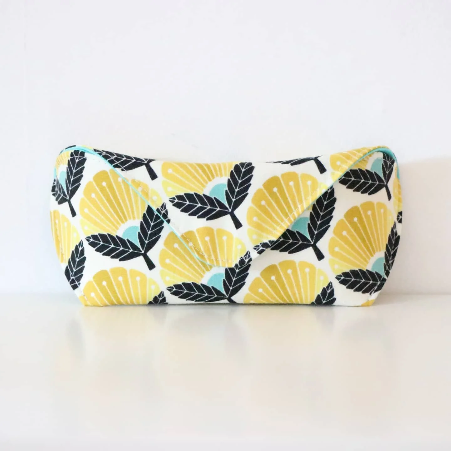 Glasses Case - Blooming Daisy Sunrise