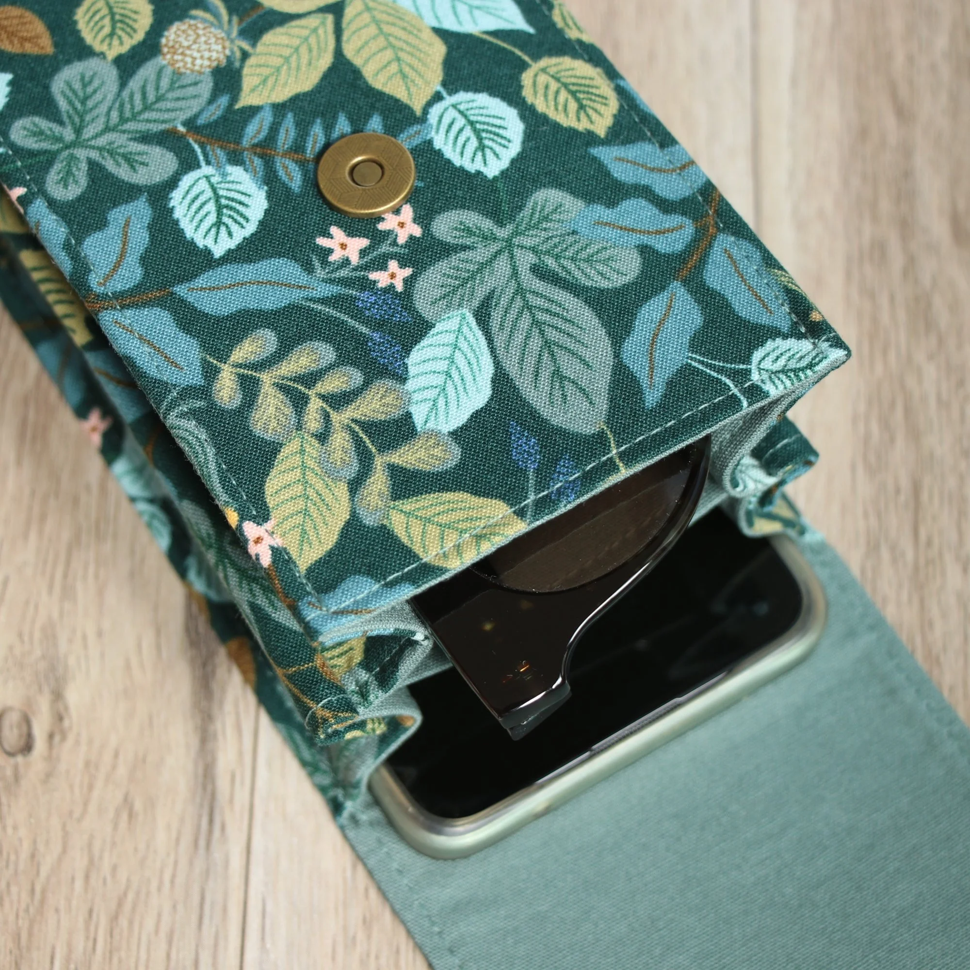 double-glasses-case-large-verde-3.JPG