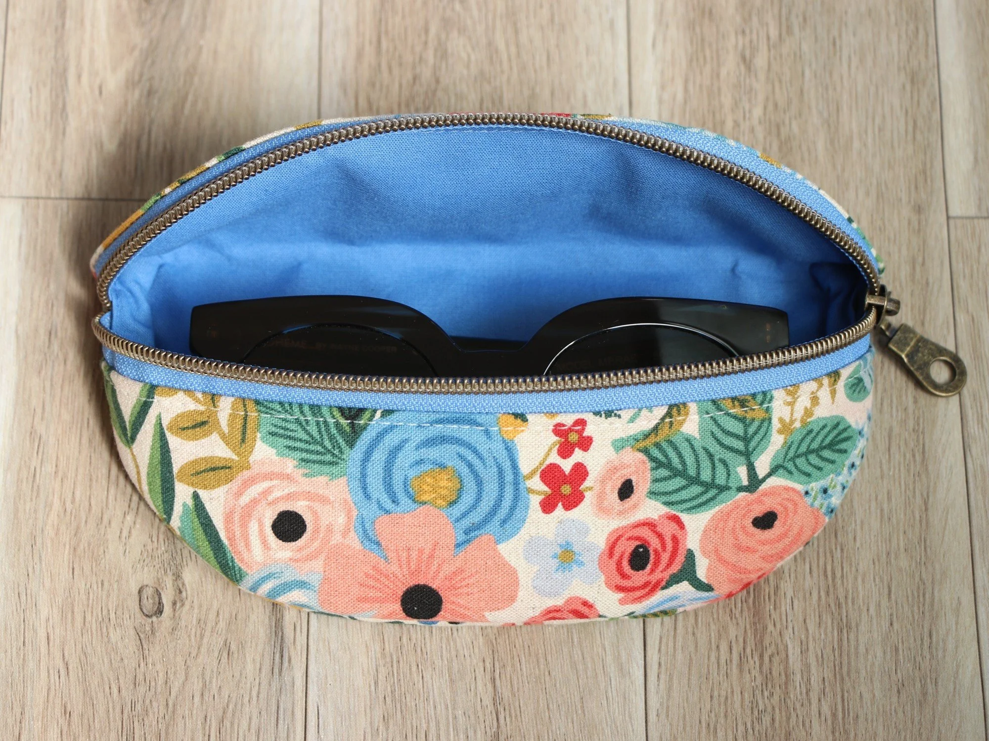 ellie-zip-case-blue-1.JPG
