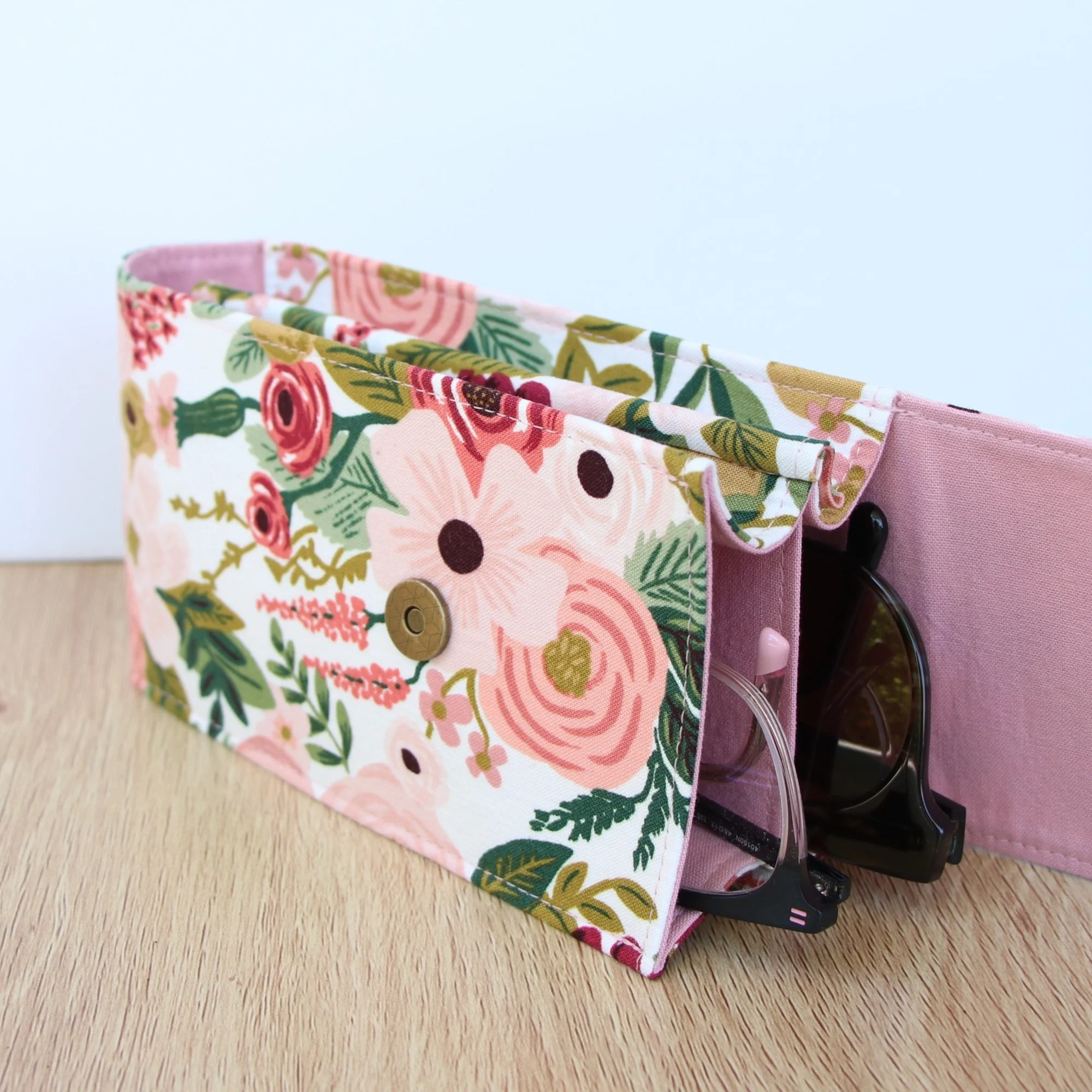 double-glasses-case-garden-party-rose-2.JPG