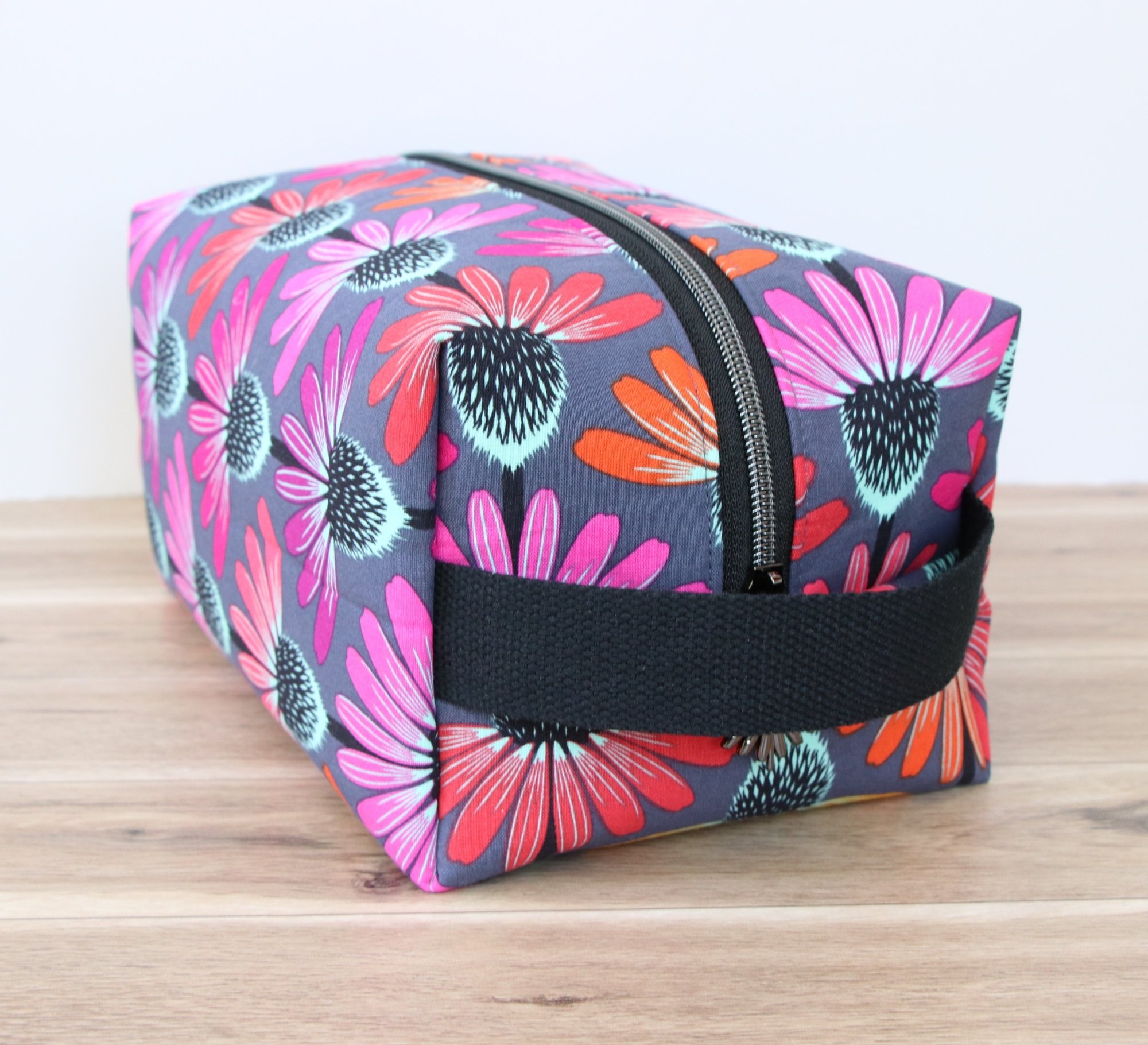 large-boxy-pouch-coneflower-2.JPG