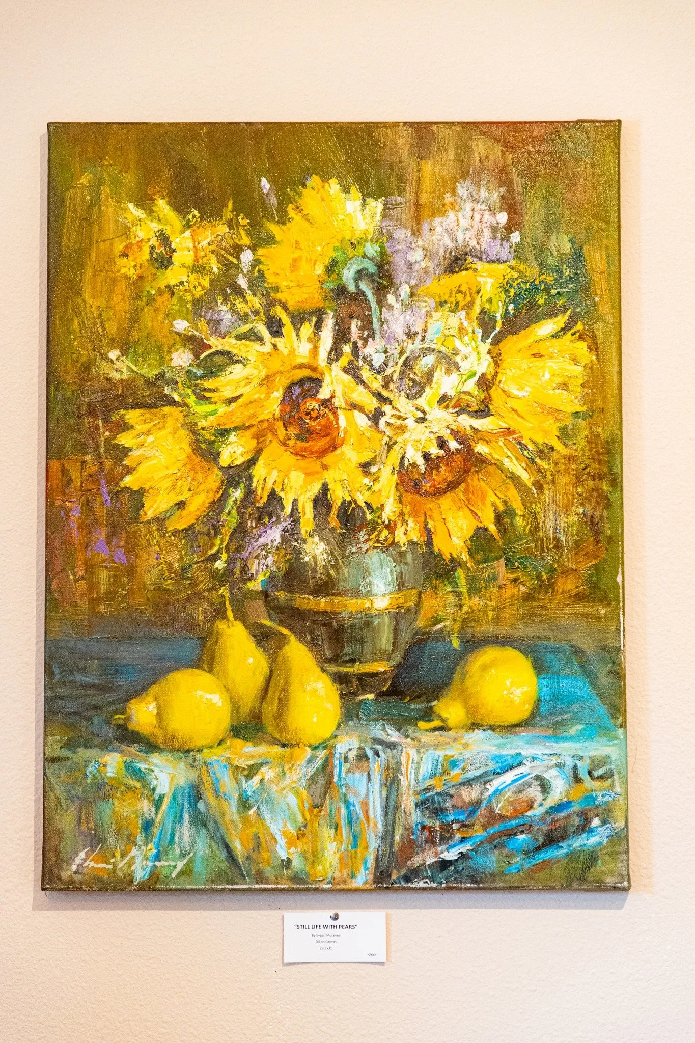 🍂 Golden pears, sunflower blooms, and autumn warmth in every brushstroke.

Still lifes like this one remind us that the beauty of the season isn&rsquo;t just outdoors &mdash; it can live on your walls, too. ✨

Visit 401 Gallery in Boonville to disco