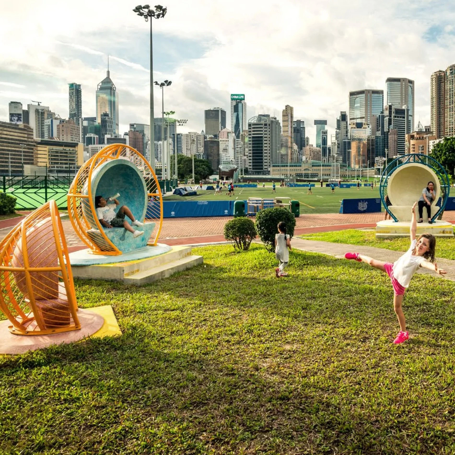 L'Officiel Hong Kong Issue 19 | Oct 2025