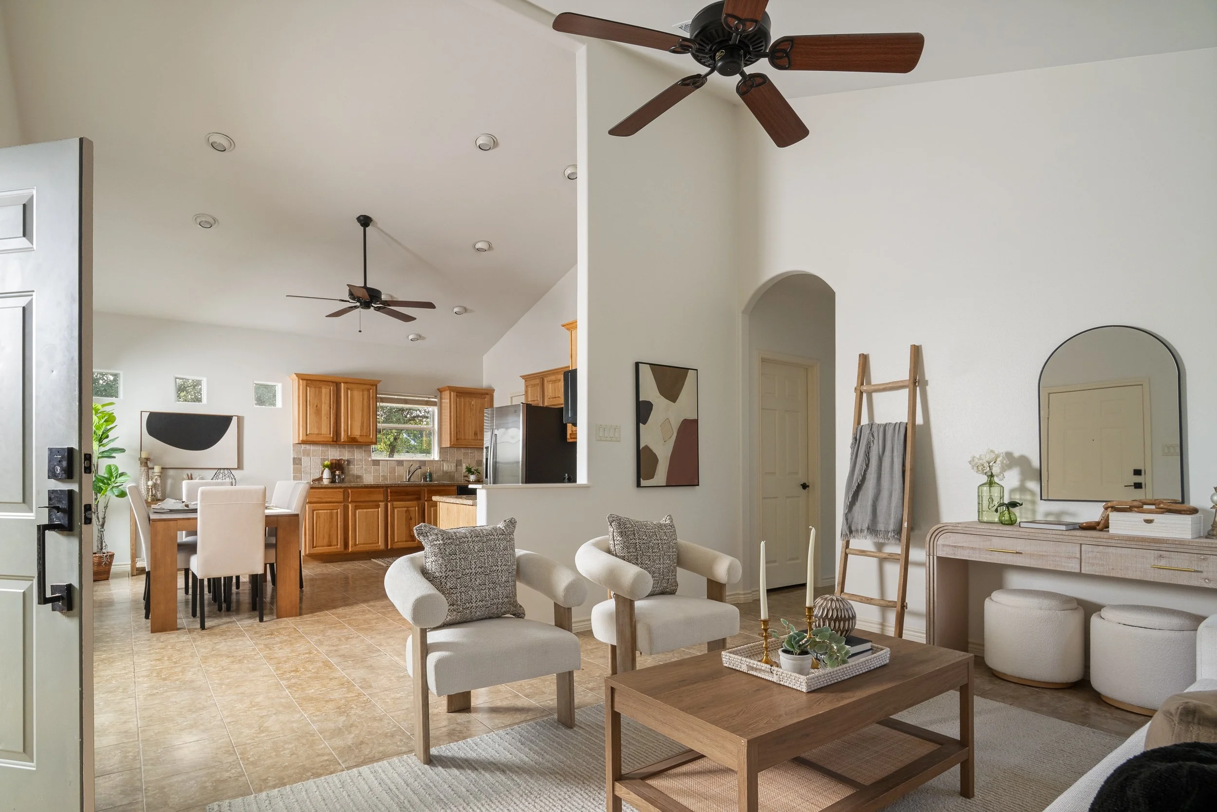 1816 Spring Valley_Kristian Alveo-16.jpg
