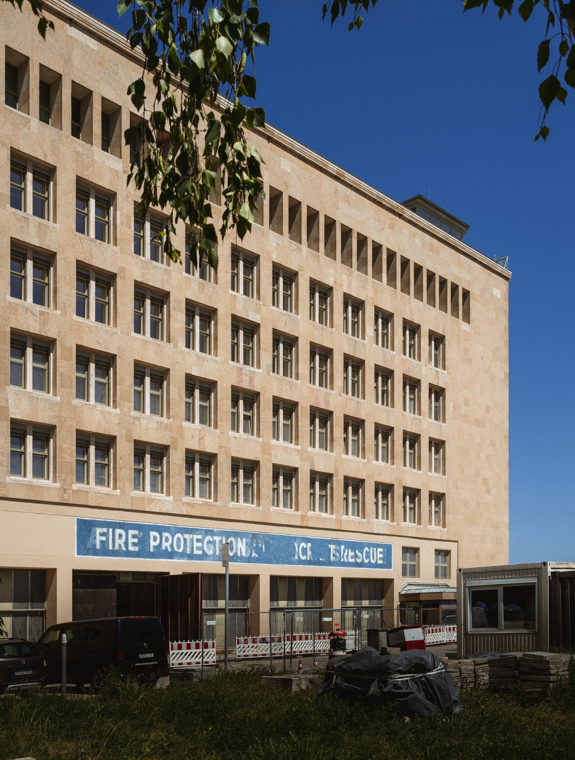 Tempelhof Airport_Kristian Alveo-17.jpg