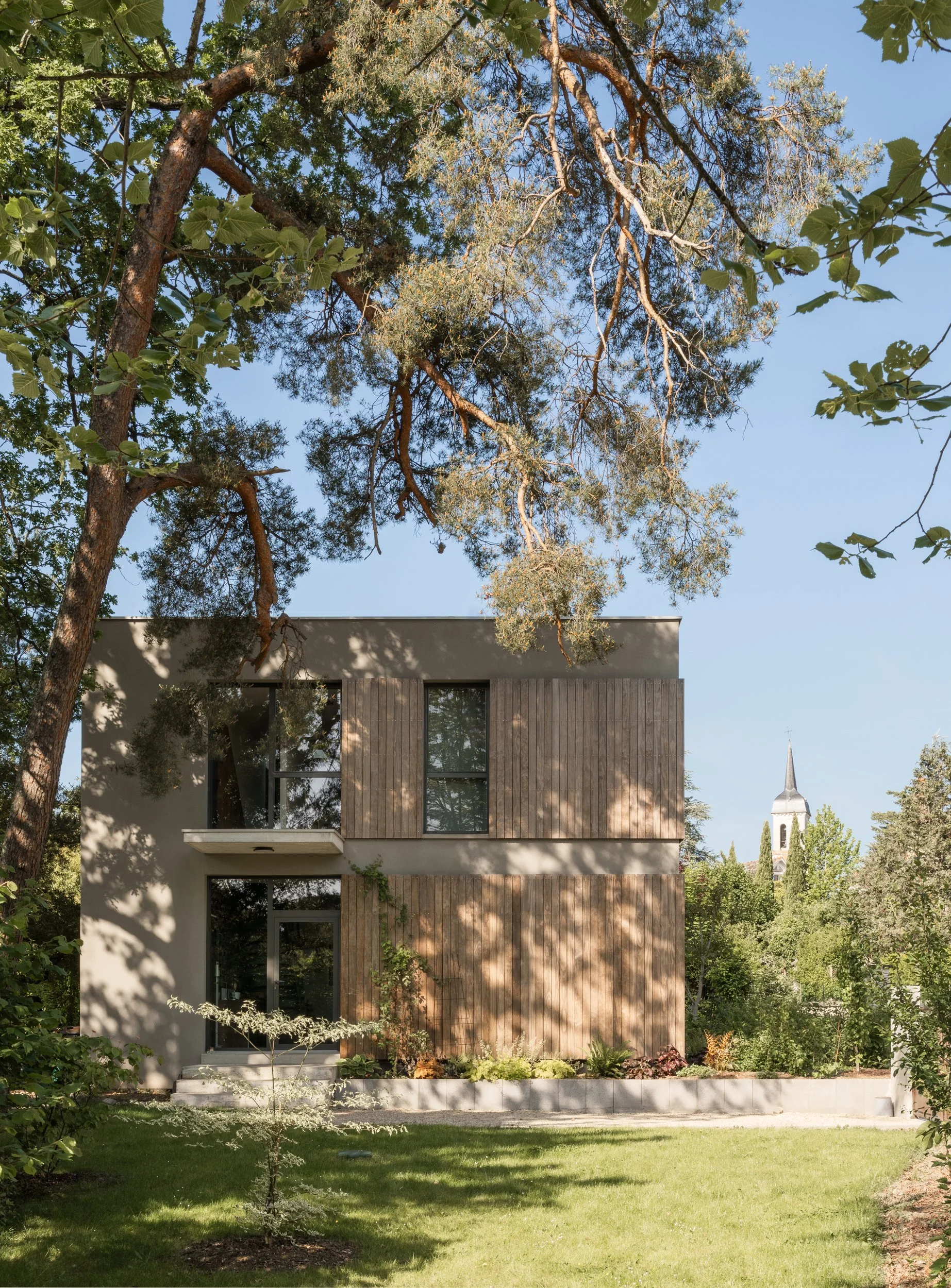 Bois-le-Roi Residence_Lowres-1.jpg