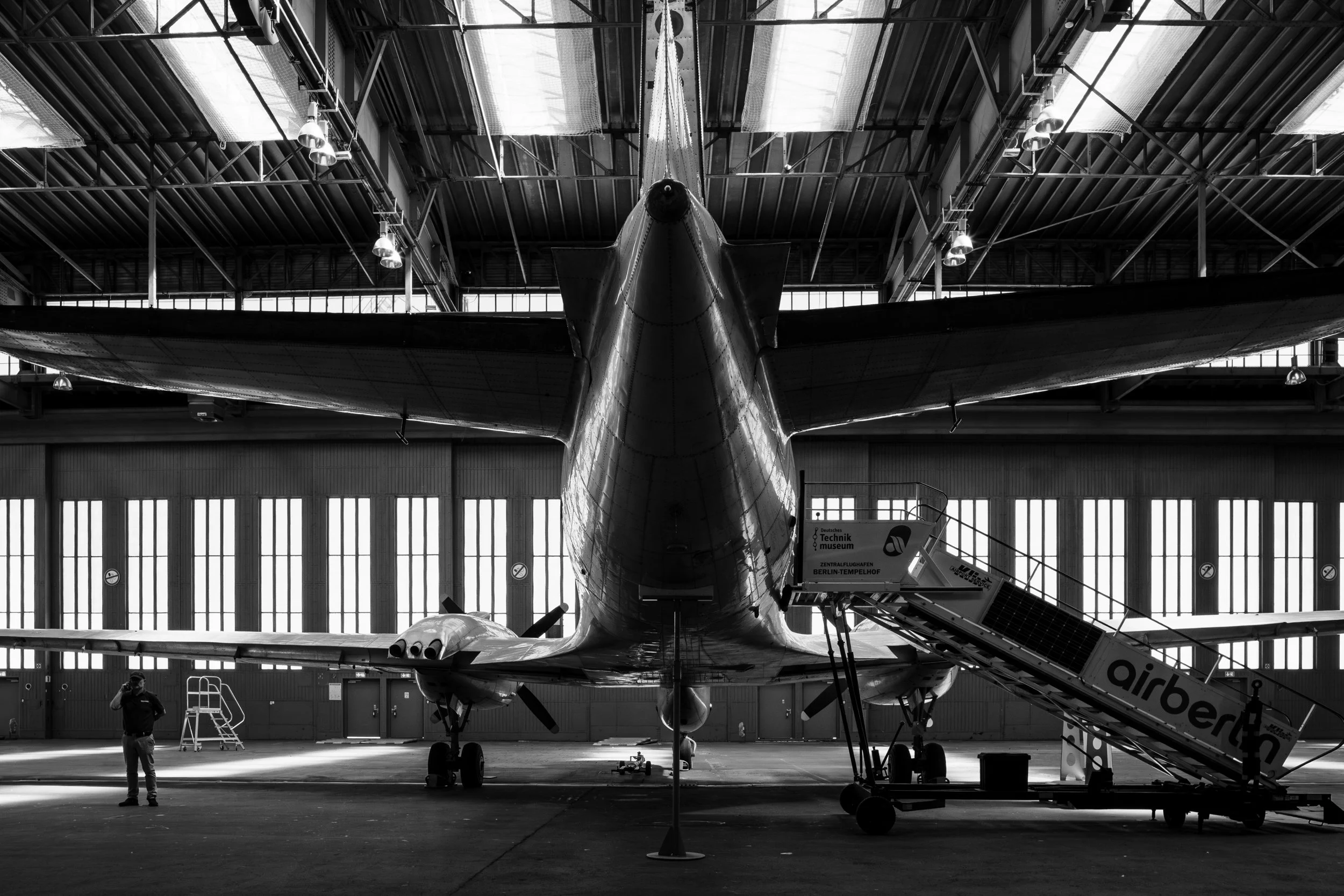 Tempelhof Airport_Kristian Alveo-35.jpg