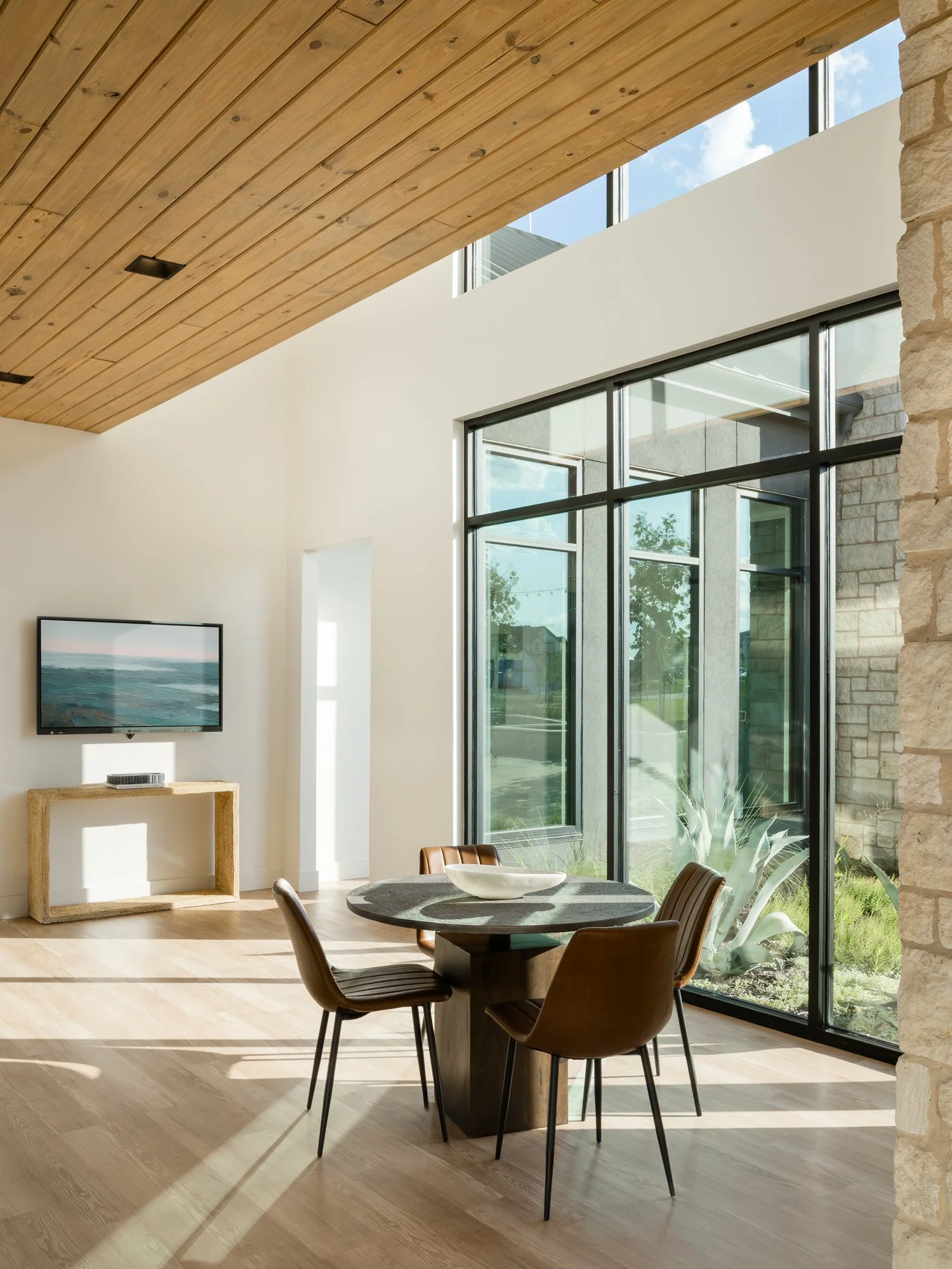 DTJ_The Wildflower House_Kristian Alveo_Lowres-11.jpg