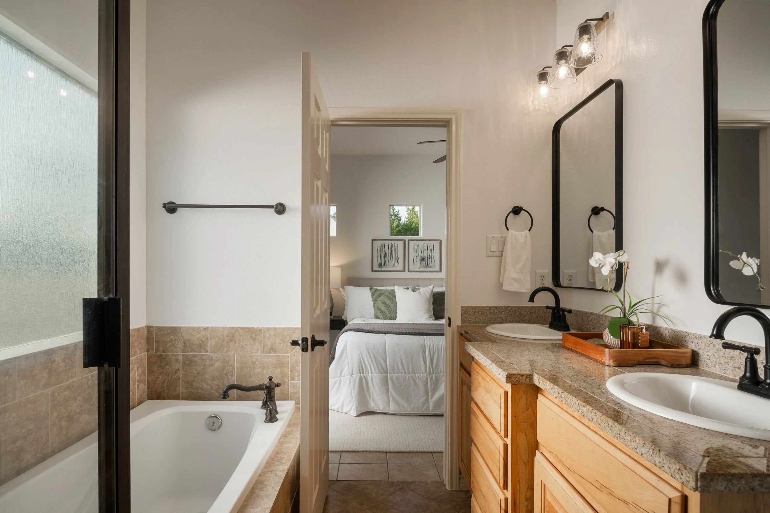 1816 Spring Valley_Kristian Alveo-32.jpg
