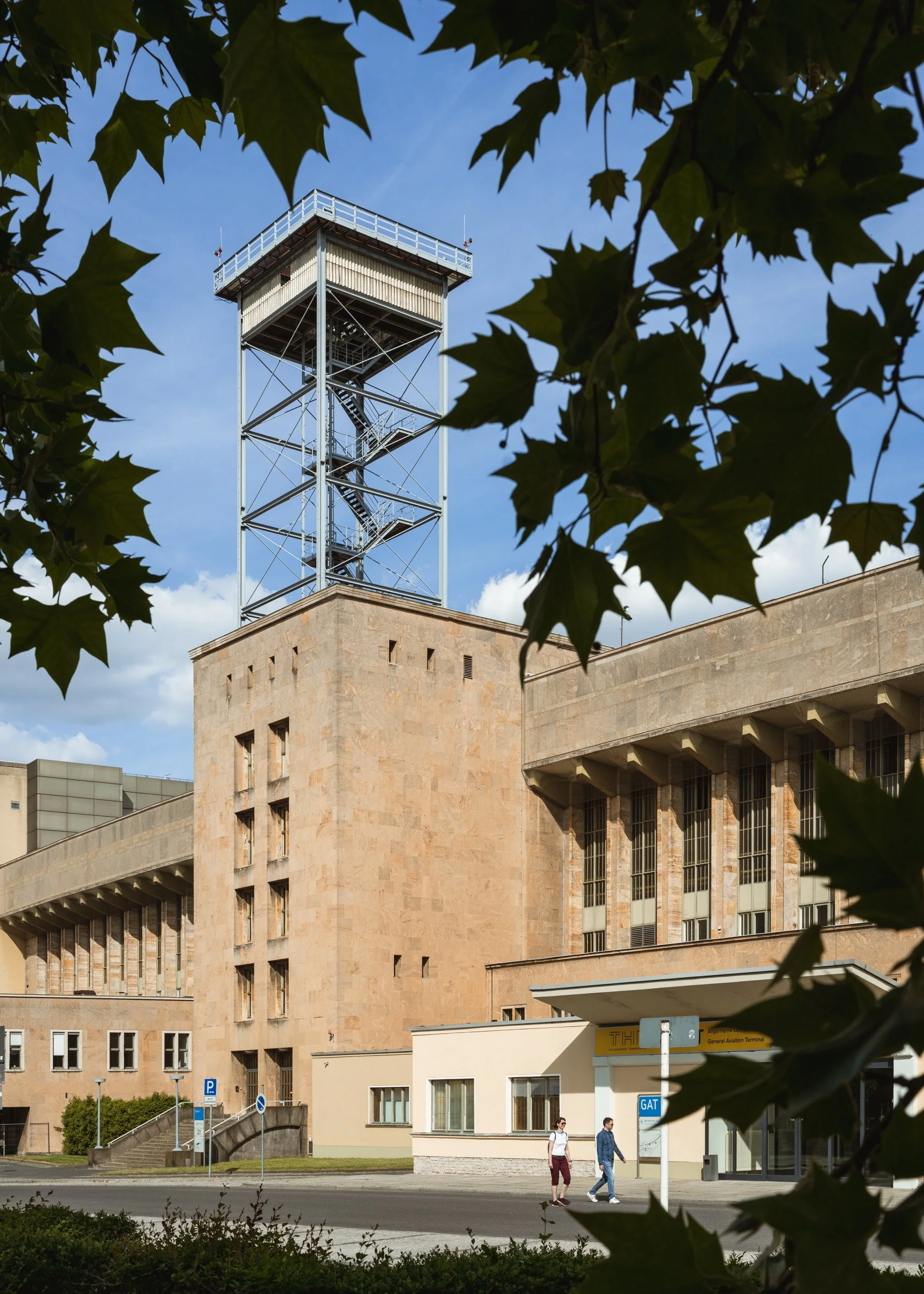 Tempelhof Airport_Kristian Alveo-14.jpg