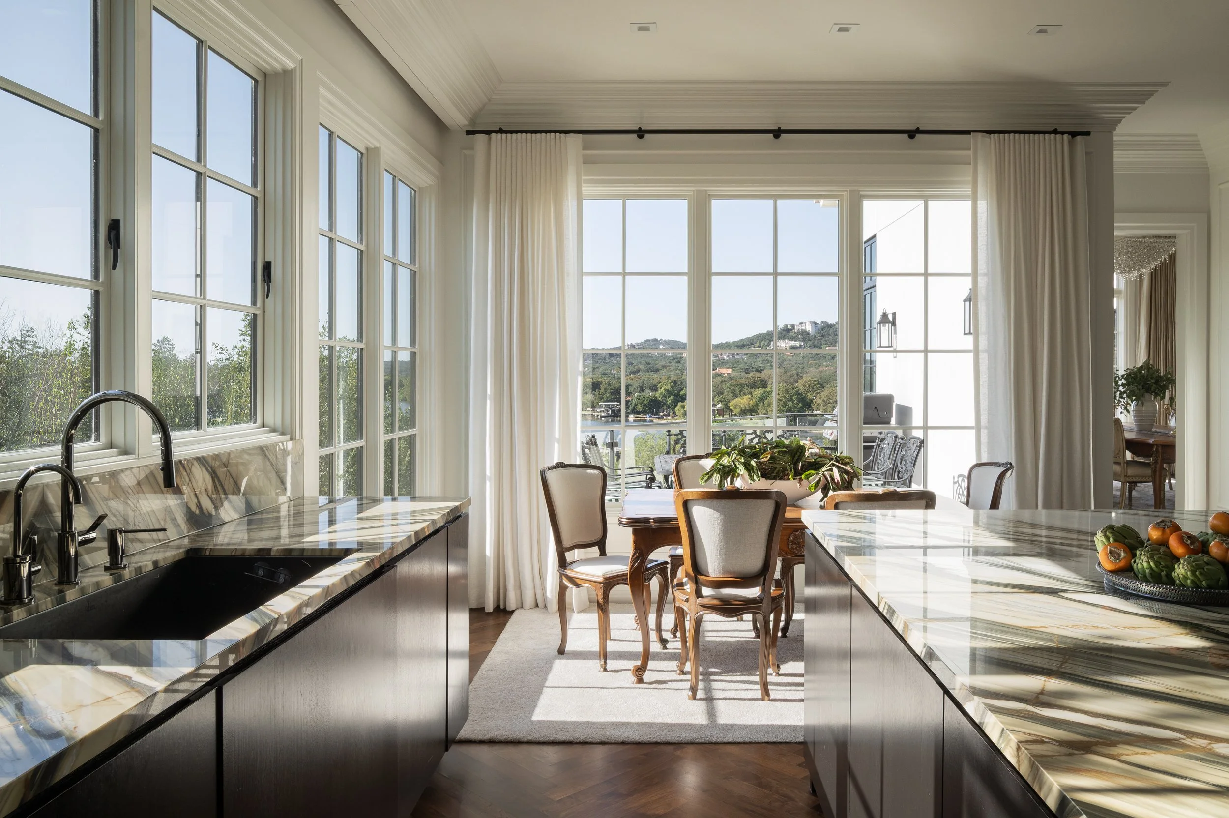 CS_Mount Bonnell Residence_Kristian Alveo_Lowres-3.jpg