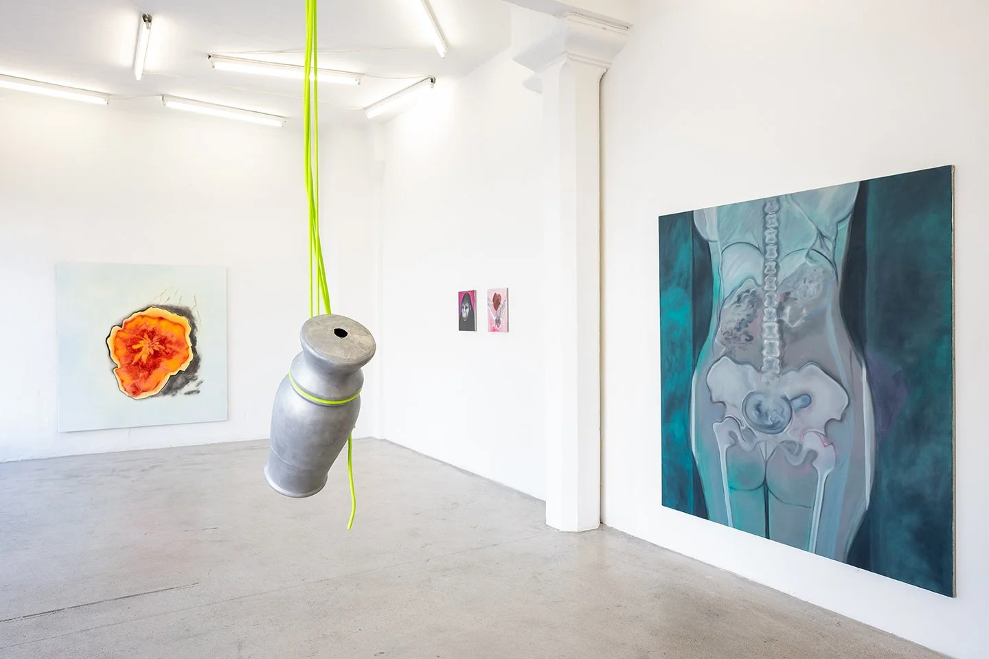 AusstellungsansichtenKaro-5.jpg