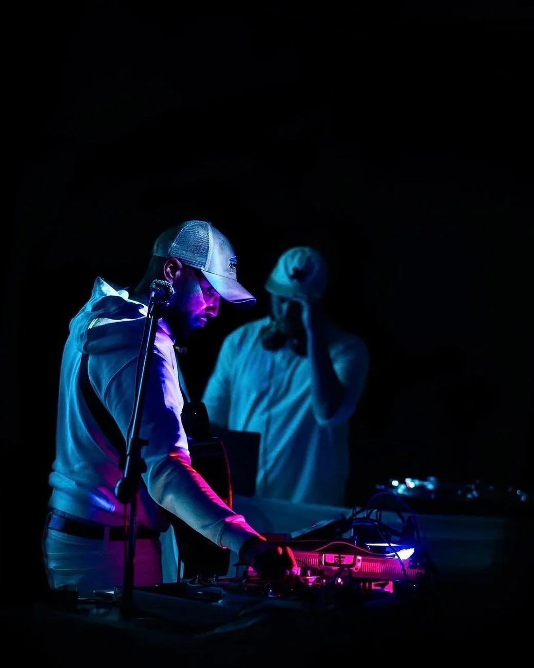 JUST ANNOUNCED: Pause &amp; Play featuring Space Time, Powerhouse, The Bridge, Def Sonic, The Earthlings 

📆 October 8

A night of local music, art, building connections, and a sneak peek of our film!

Pause &amp; Play is a celebration of Wisconsin 