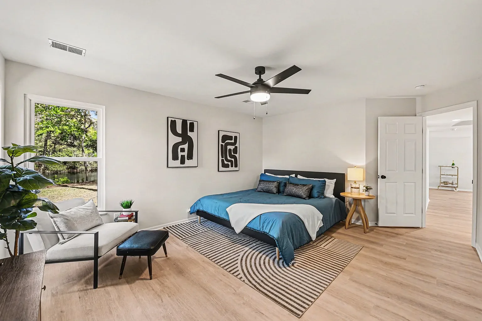 1478 Diamond Blvd ~ 4 br/2.5ba Mount Pleasant House