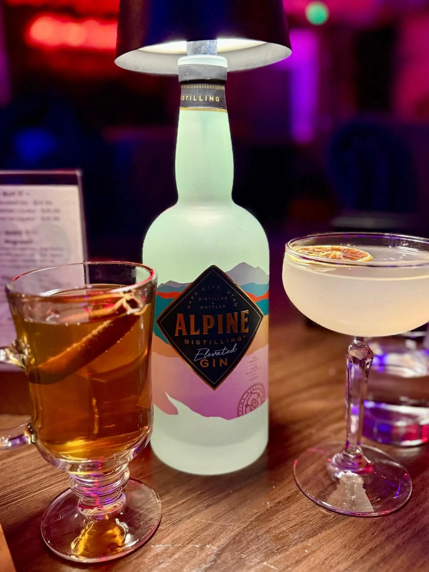 Cocktail time @ Alpine Distilling.

📸@megster4490