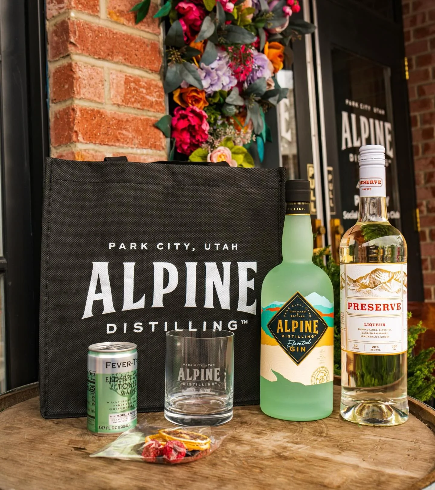 Introducing our Alpine Distilling Grown-Up Easter Baskets curated for those who prefer their treats shaken, stirred, and beautifully sipped.

✨ The Elevated Gin &amp; Tonic Basket &amp; the 
🥃 The &ldquo;Hip Hop Hoppalong&rdquo; Whiskey Basket 

Bec