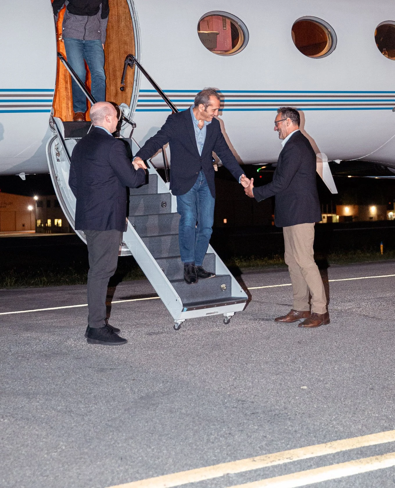 Emad Shargi, former American hostage in Iran, stepping off a plane at Fort Belvoir, September 19, 2023.