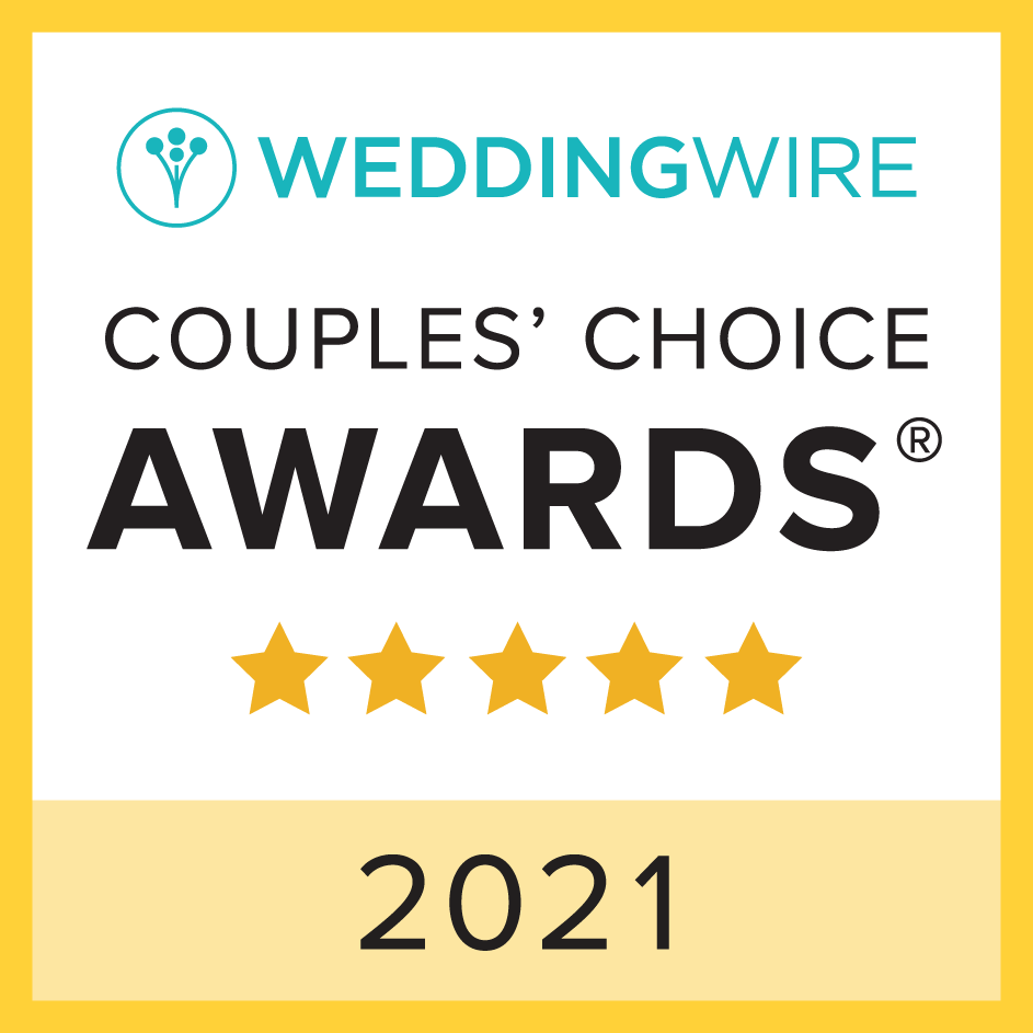 “Couple’s Choice Award 2021” badge from Wedding Wire.