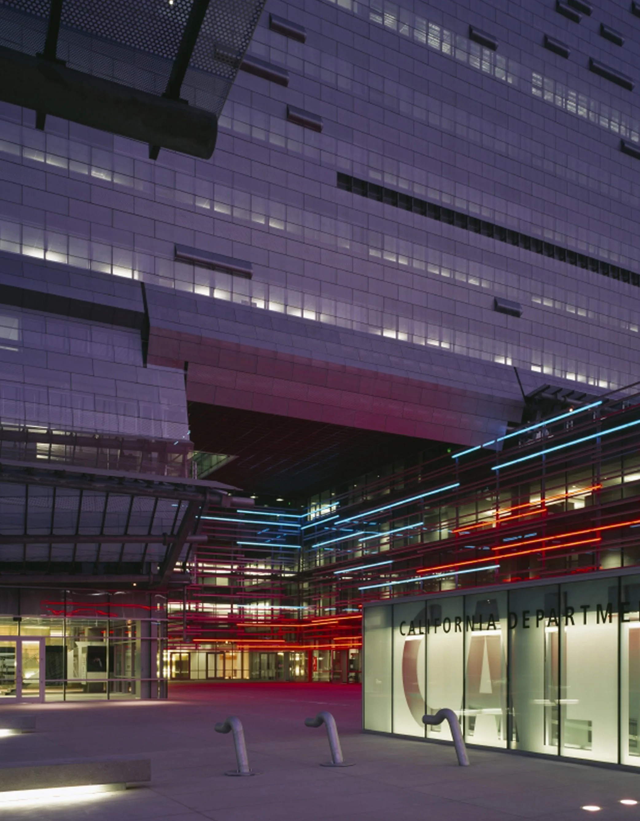PhoebeDheurlePhotography_Architecture_15.jpg