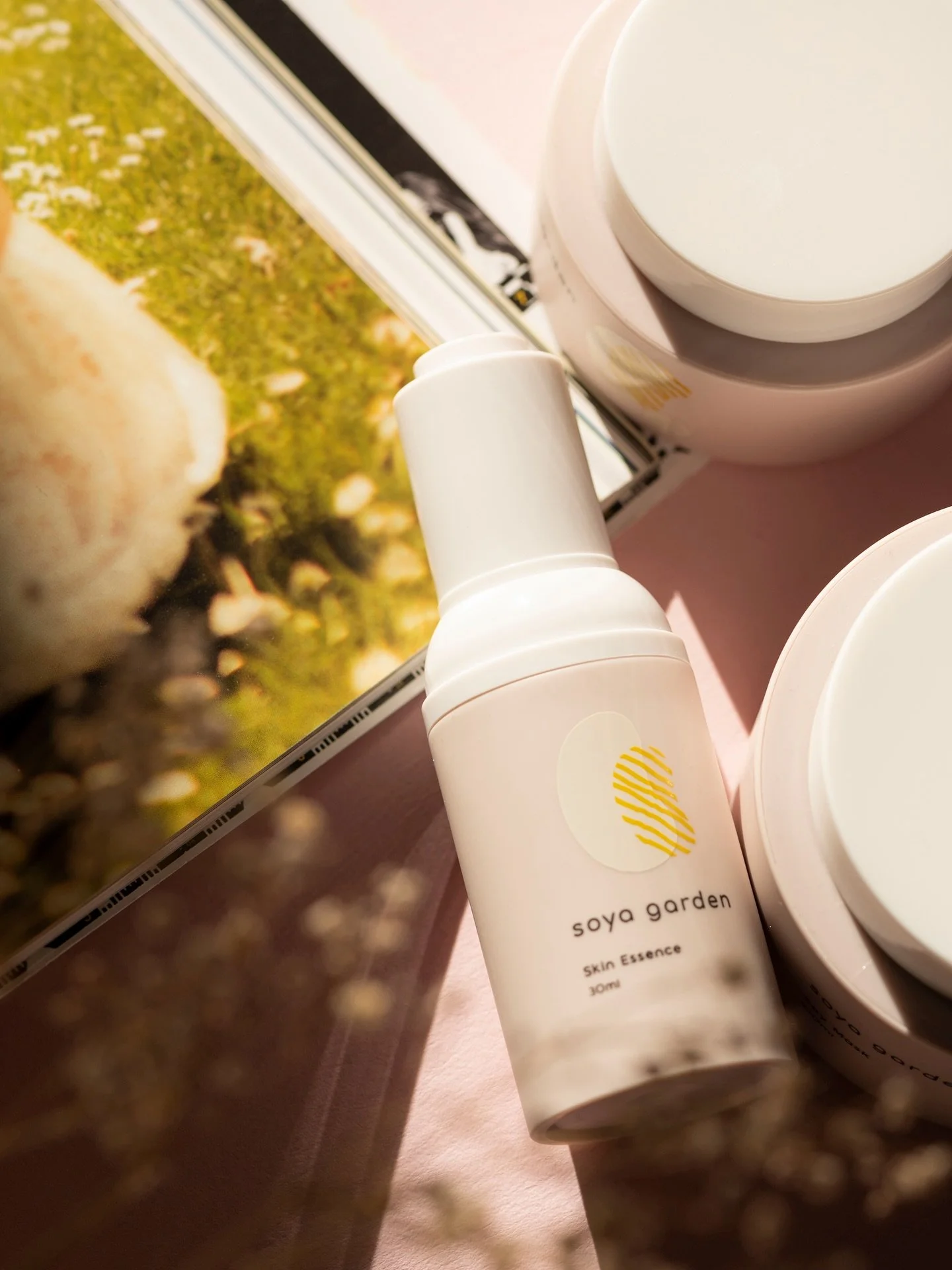 if your skincare tingles,

be honest.

does your skin actually look better after
or just redder?

#soothingmask #skinirritation #barrierrepair #skincaremyth #nz