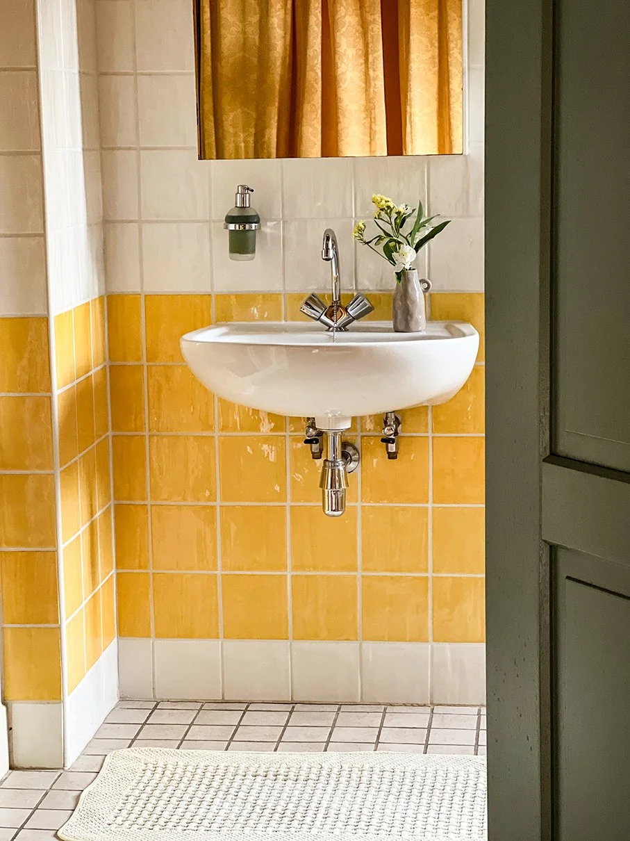 Bathroom1.jpg