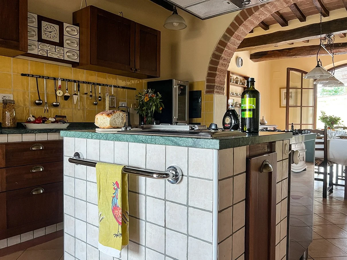 CenterIslandKitchen.jpg