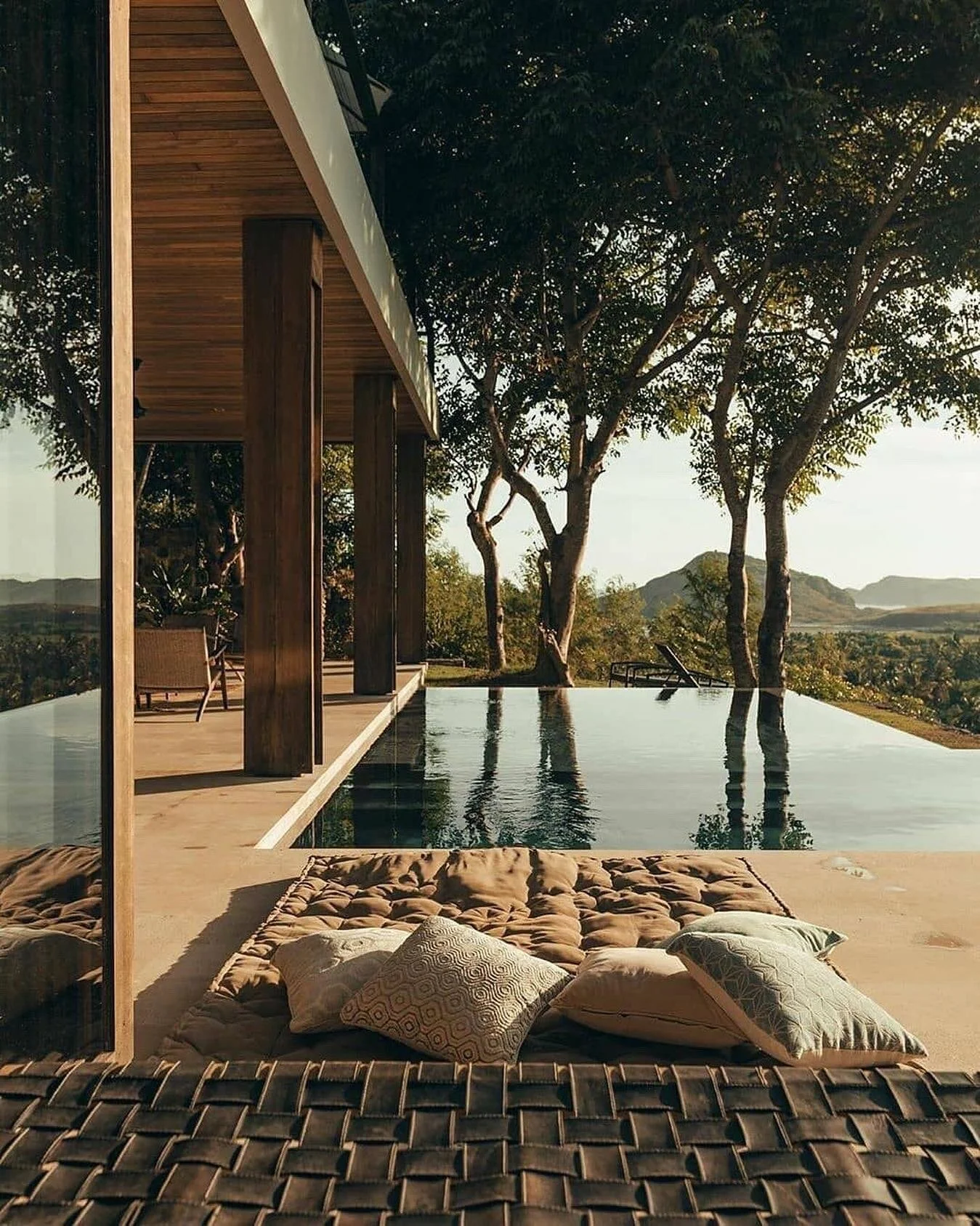 Interior Design

#classyinteriors #interiordesign #design #furniture #homedecor #homedesign #interiorandhome #interior4all #interiordecor #interiors #decoration #interiordecoration #decor #luxuryhomes #scandinaviandesign #dreamhome #homestyling #clas