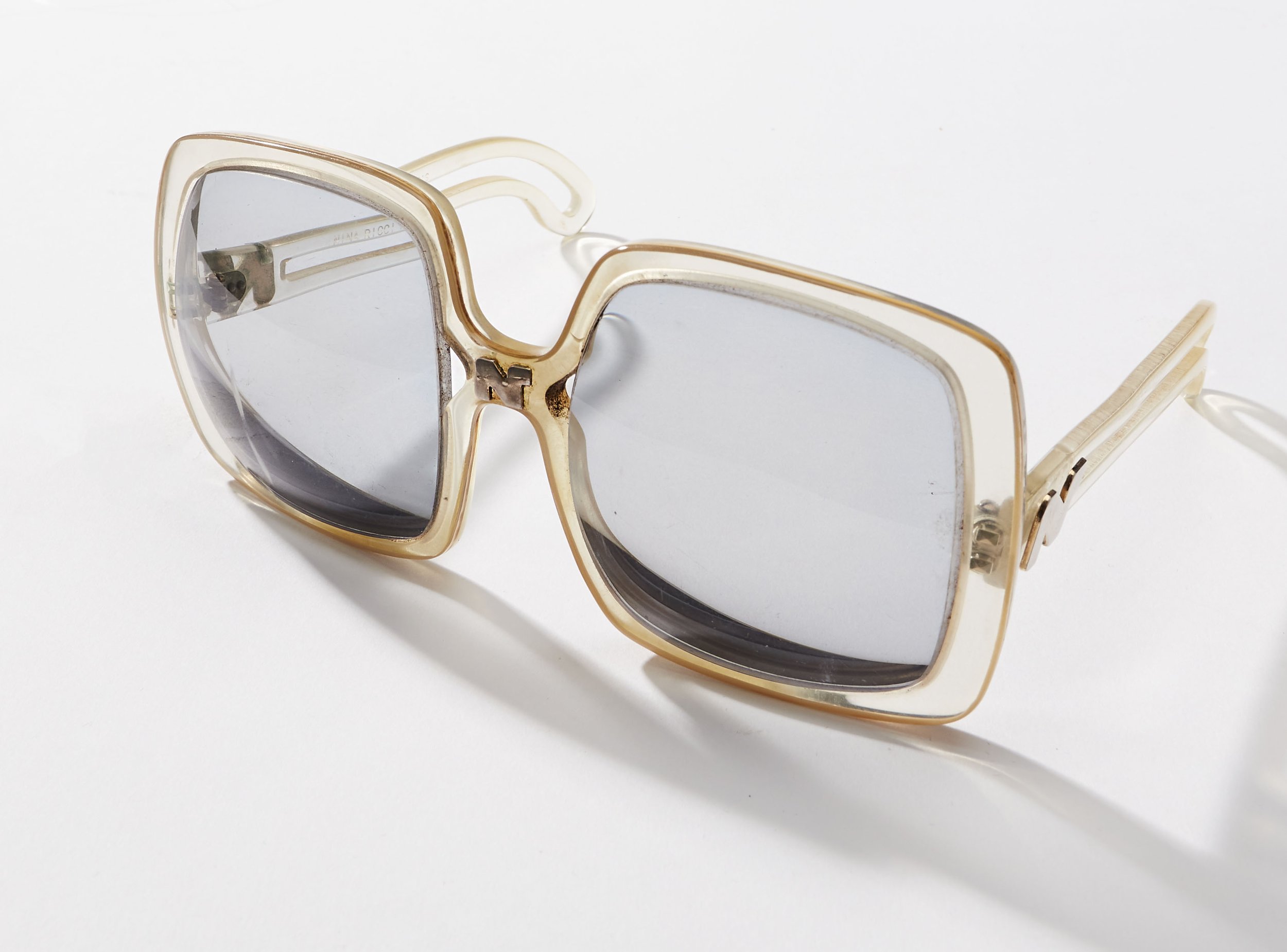Glasses_04.jpg