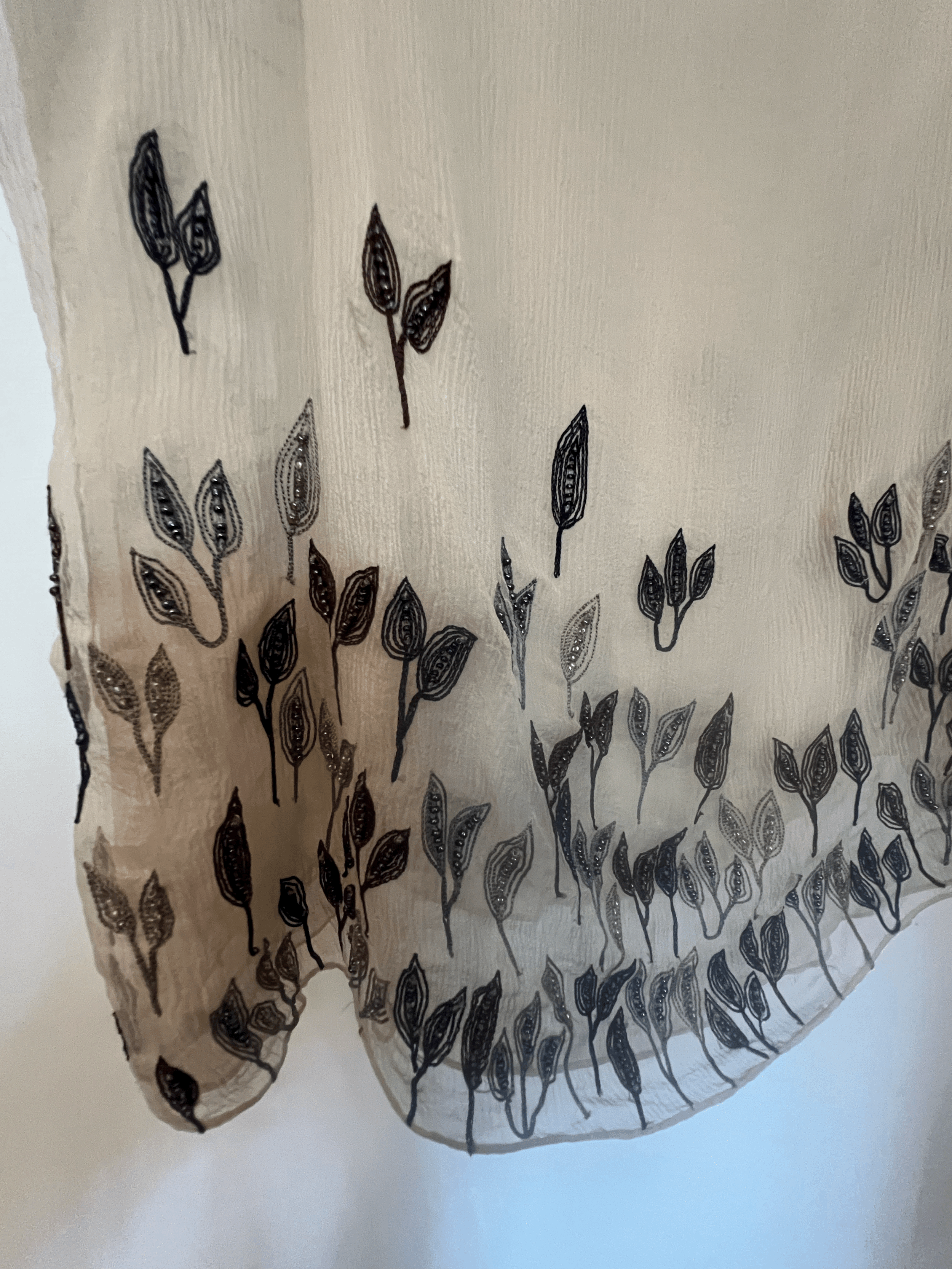 Y2K Arte Cerruti Sheer Silk Camisole with Beaded Embroidered Leaves Sz 44 detail