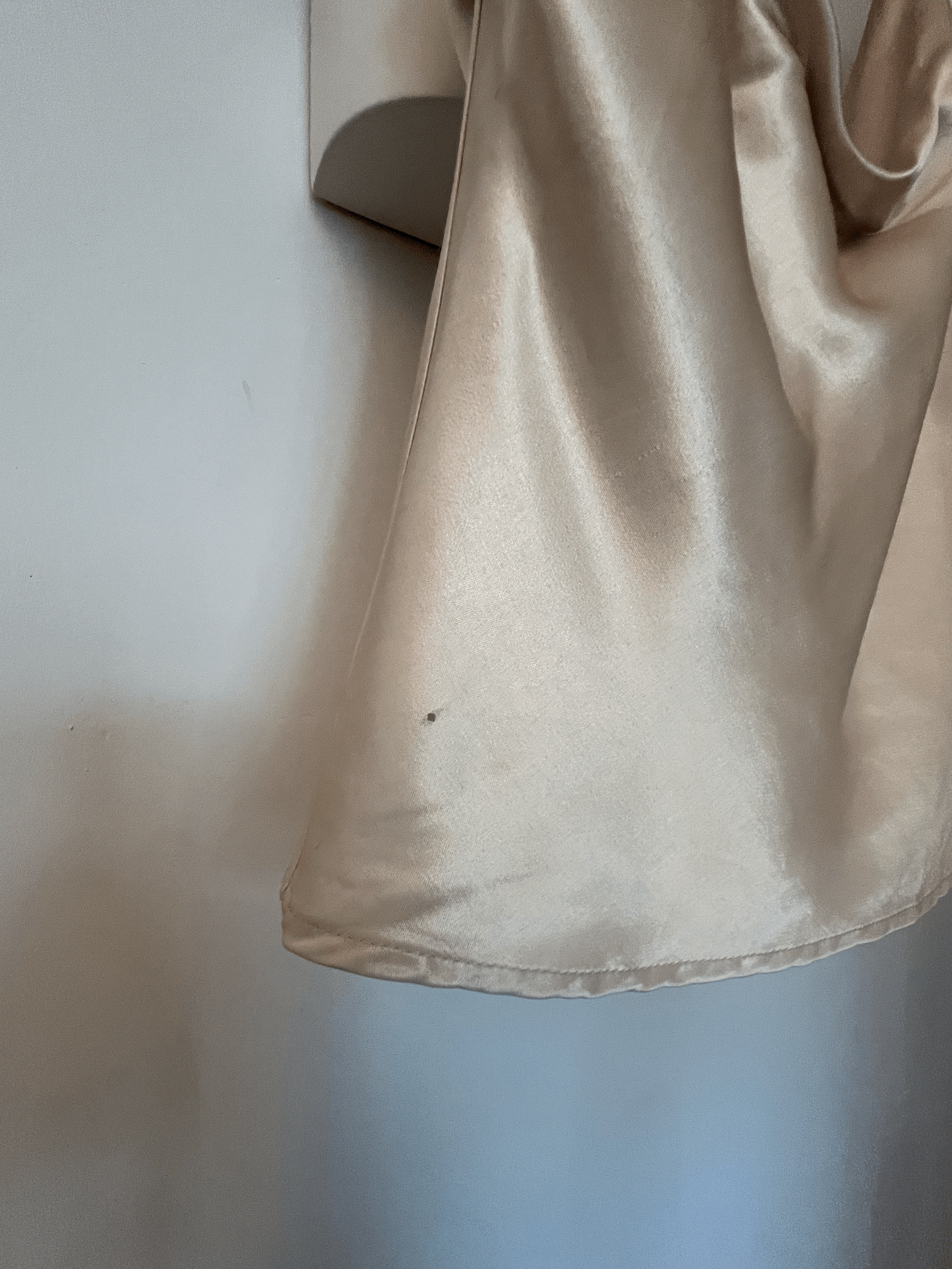 2000s ABS Allen Schwartz Ivory Satin Draped Camisole top with Rhinestone Jewels Sz 4 swatch