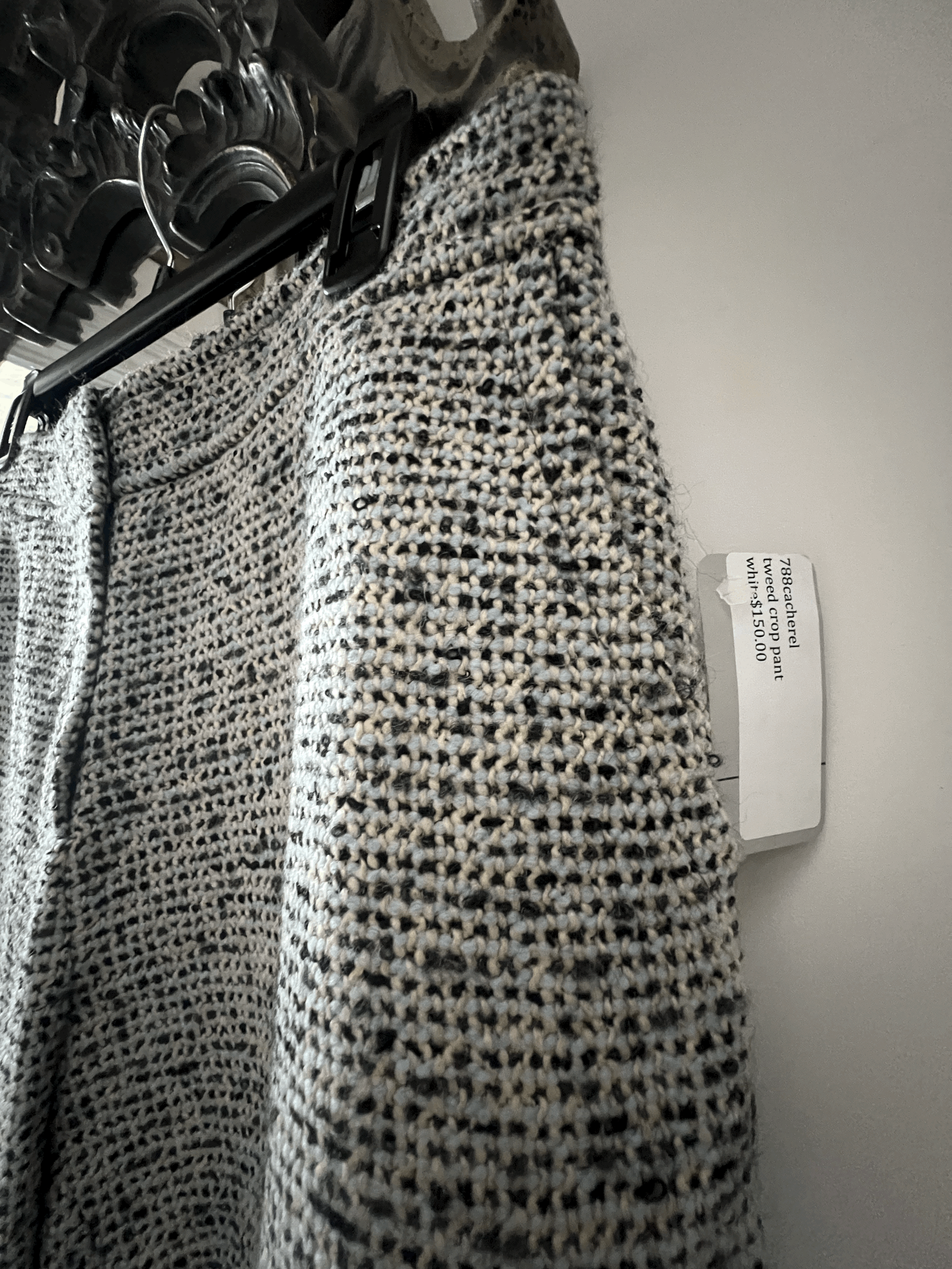 Cacharel wool and alpaca tweed capri pants sz 40/10 swatch