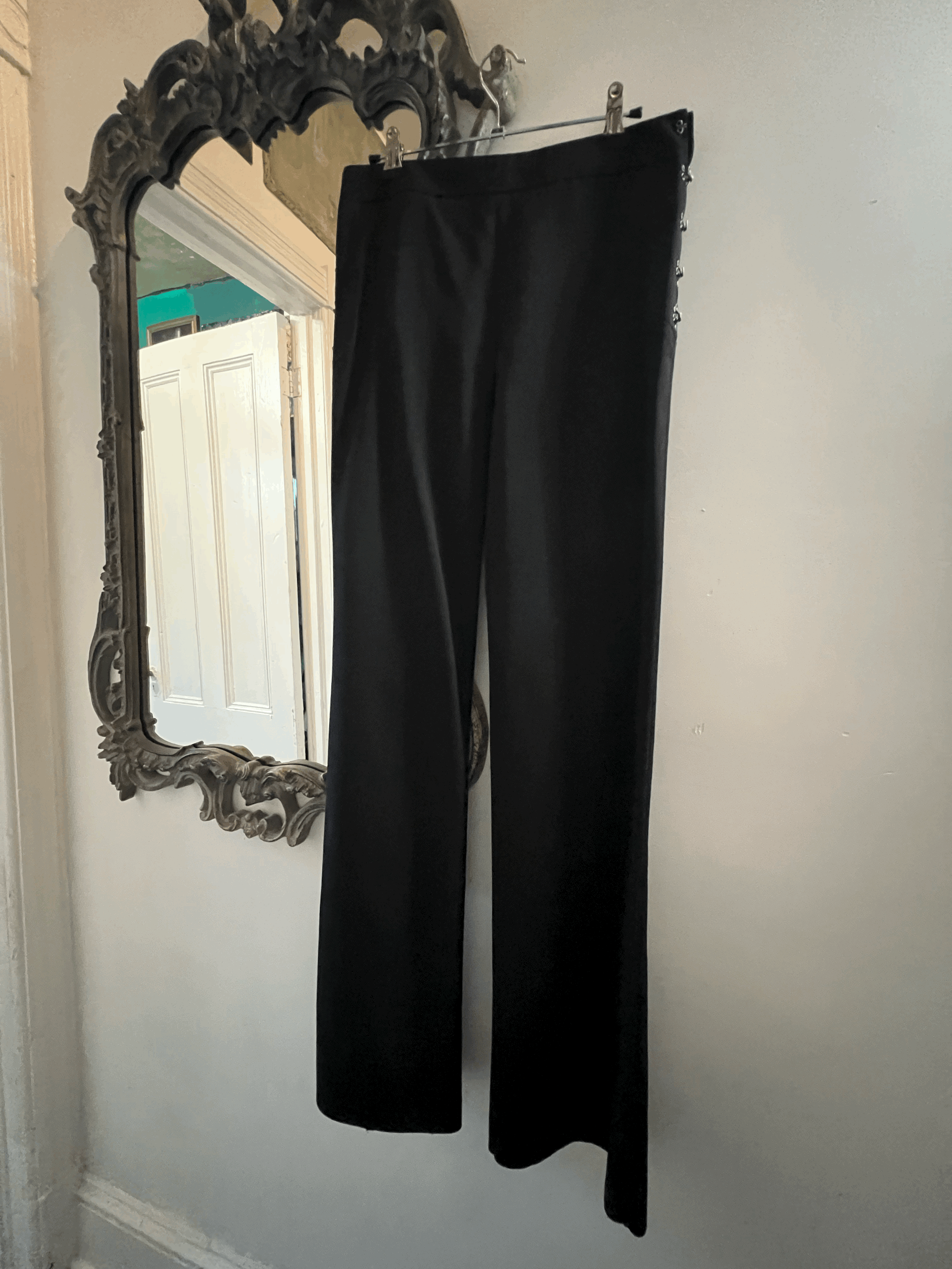 FW 2001 Chloe Stella McCartney Black Wool Trousers with hook and eyes Sz 36 back