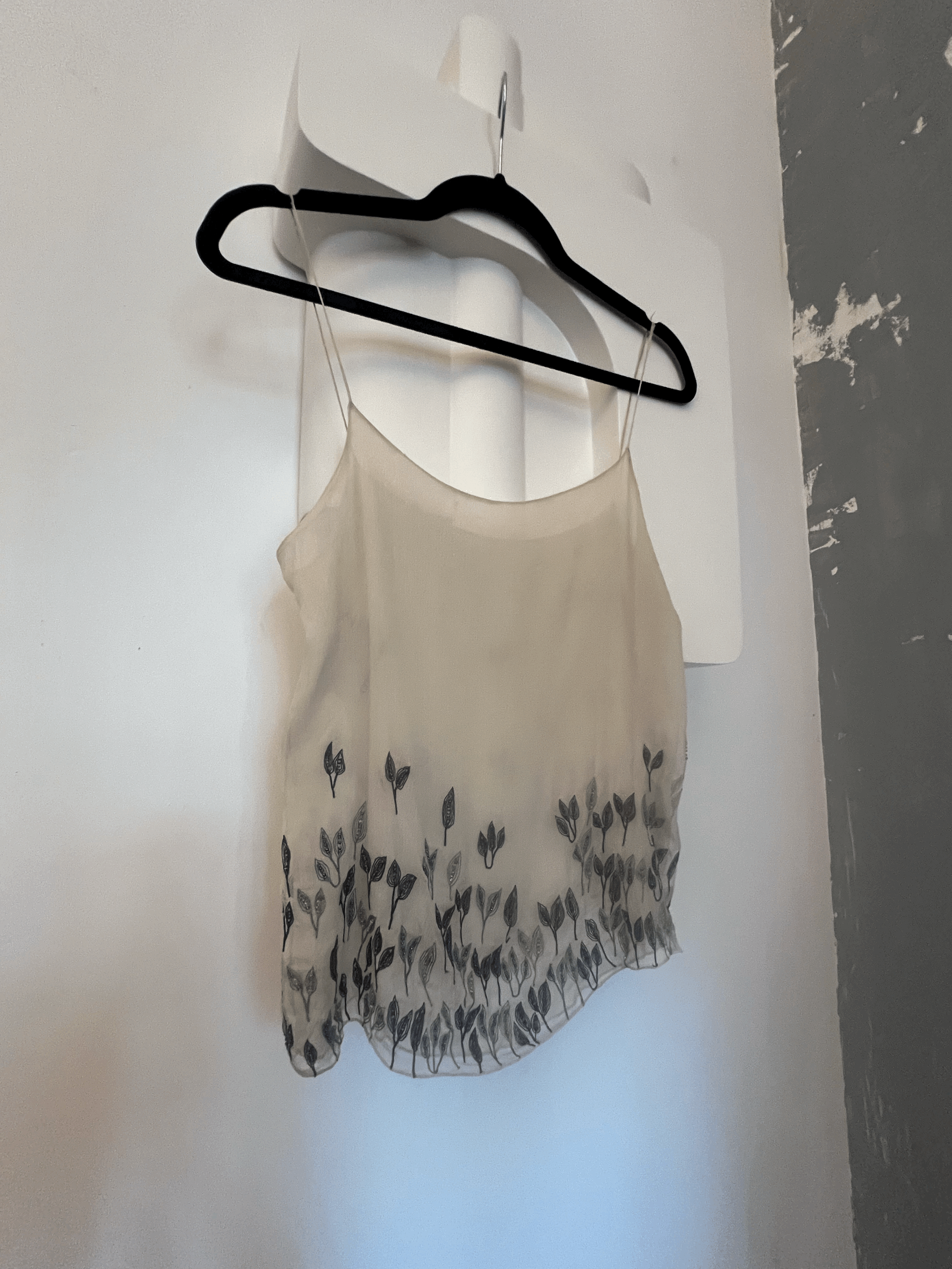 Y2K Arte Cerruti Sheer Silk Camisole with Beaded Embroidered Leaves Sz 44 front