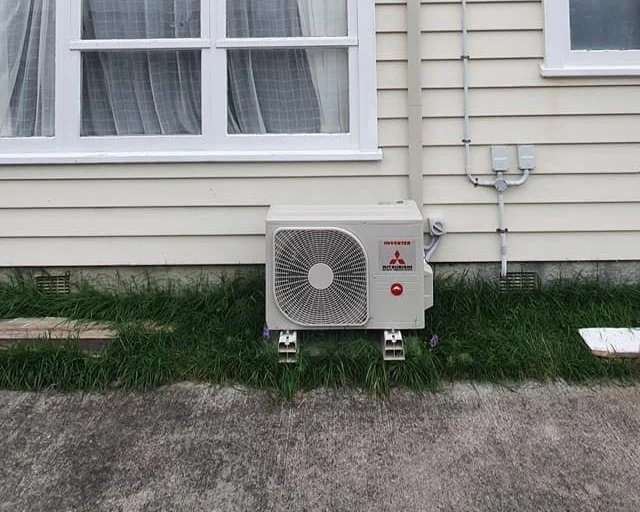 We undertake service, repairs and installation work.