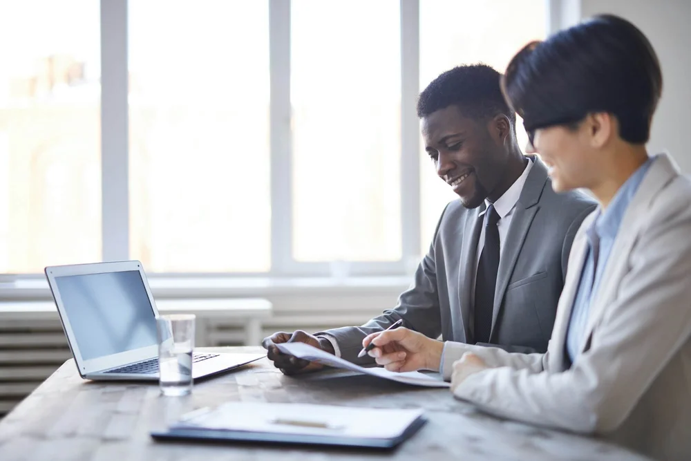 District Consulting Commerce Marketing Experts