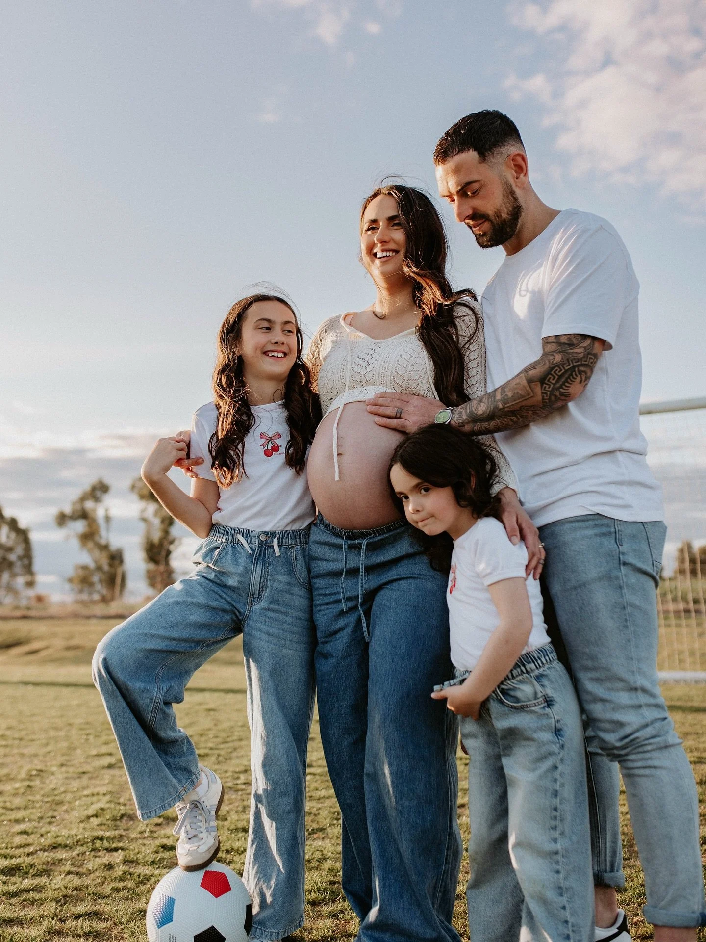 The year’s flying by and I’ve been reflecting on all the stories still to be told — babies soon to arrive, lovers to bind their souls, families growing, moments waiting to be captured.
If you’ve been thinking about booking a