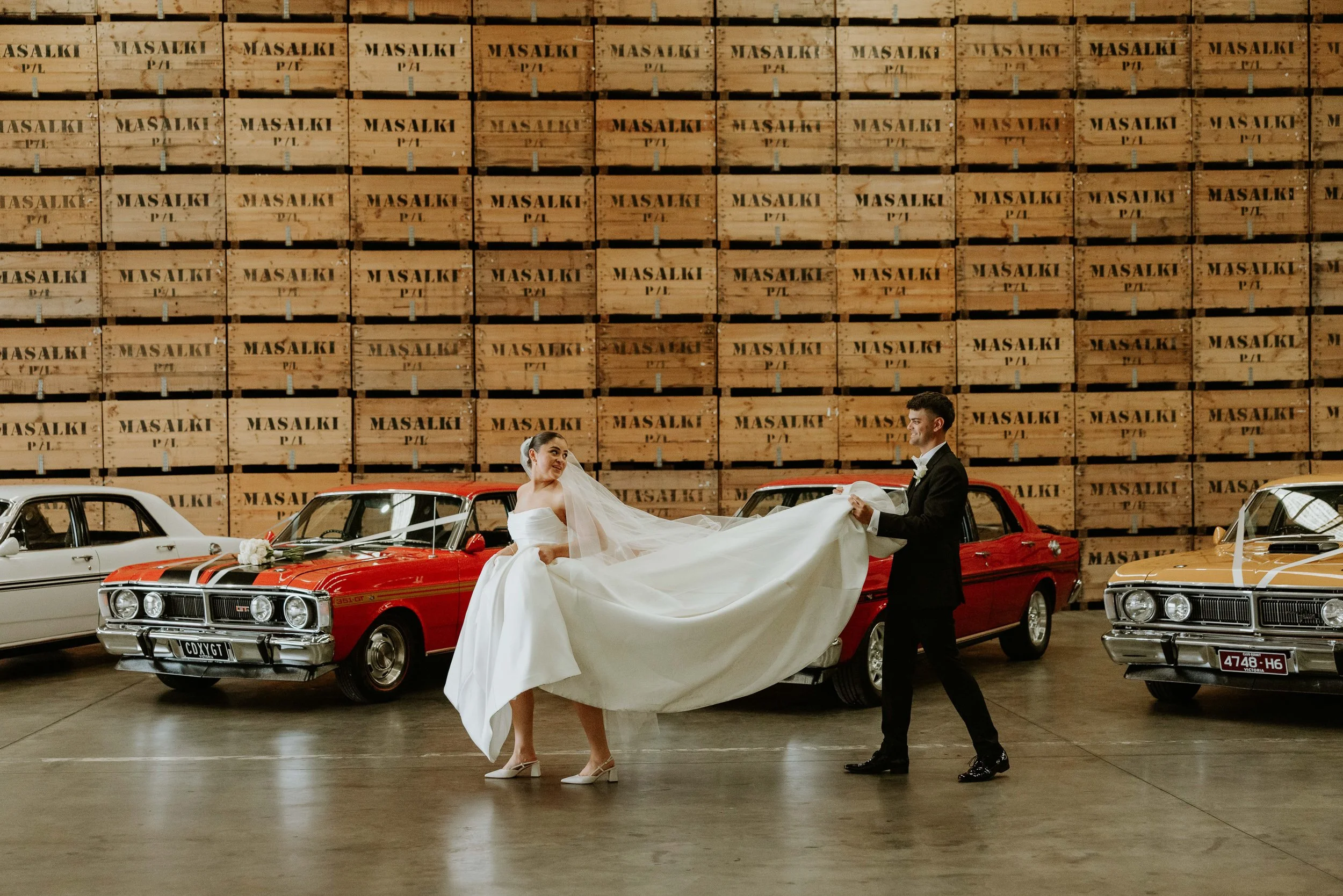 shepparton wedding photographer woolshed038.jpg