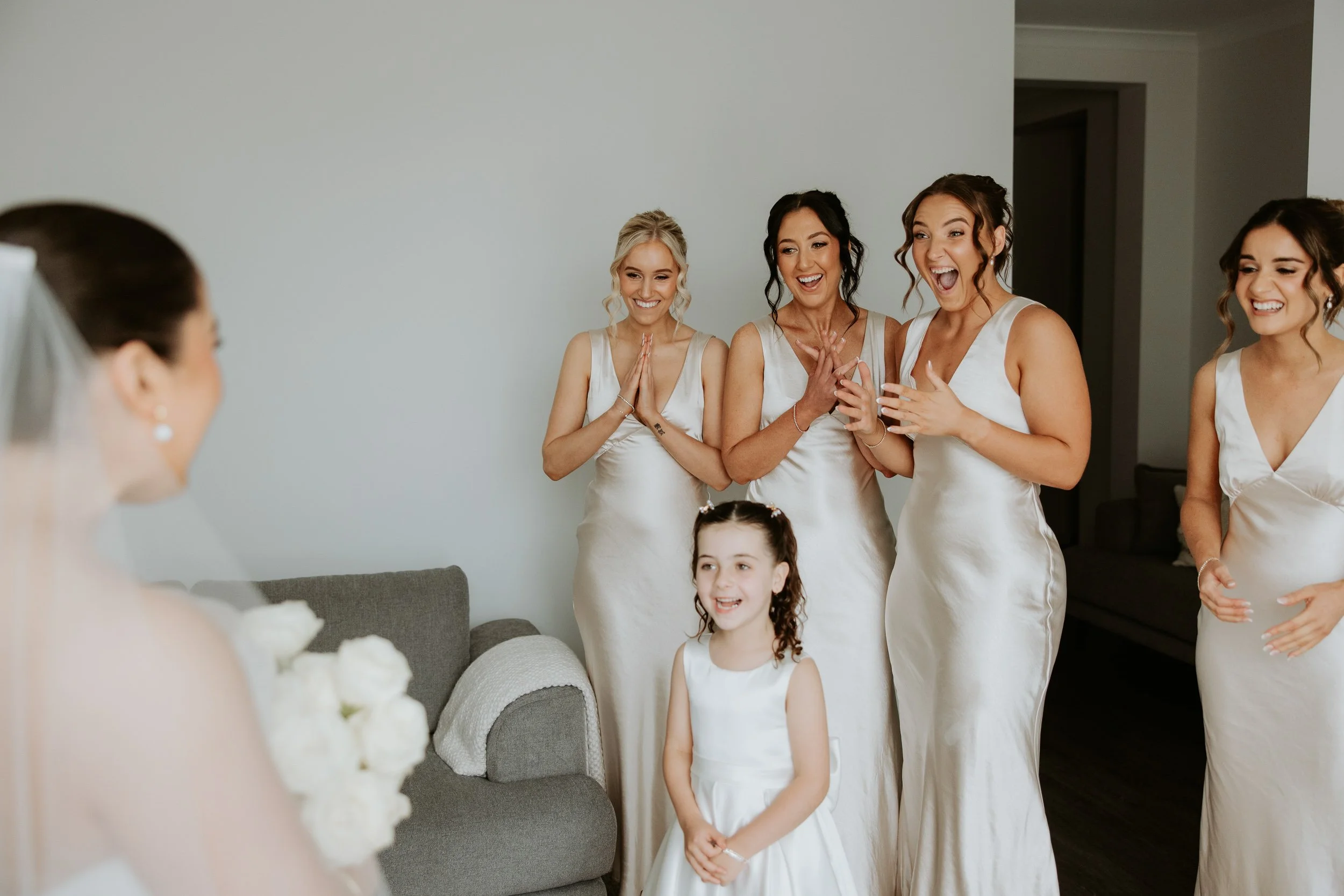 shepparton wedding photographer woolshed027.jpg