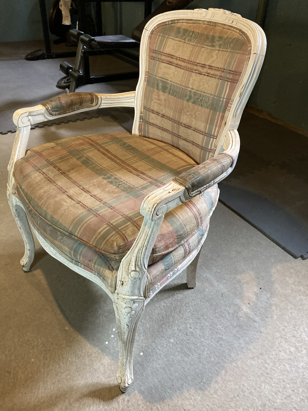 This chair came to me a total mess.  It was the dirtiest piece of nasty I ever had to work on, I think.  