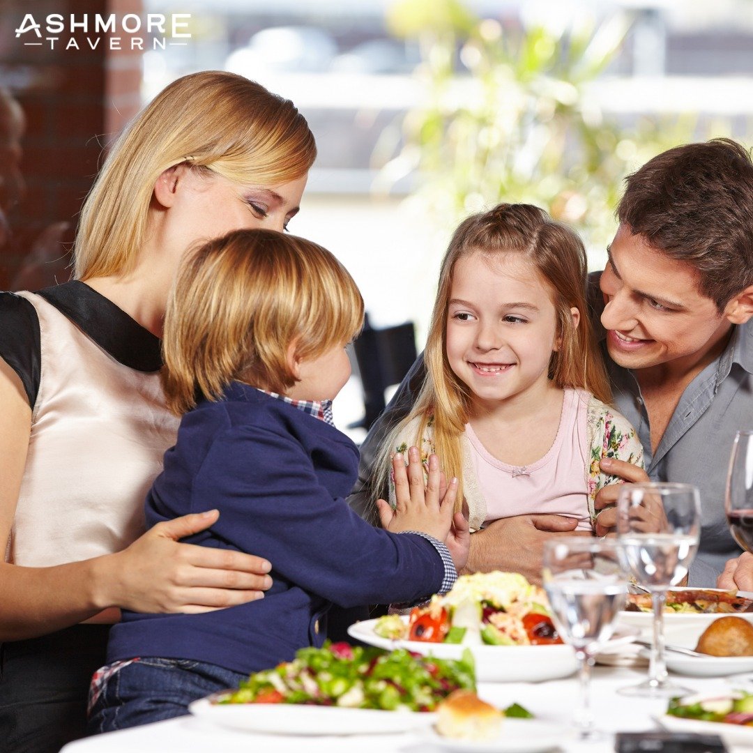 Saturday = Family Nights at Ashmore! 🤩

Treat the whole family to a delicious meal with this ripper deal - $5 kids meal with the purchase of any main meal! Plus, enjoy kids face painting from 5:30pm to 8:30pm.

Bring the little ones in and make memo