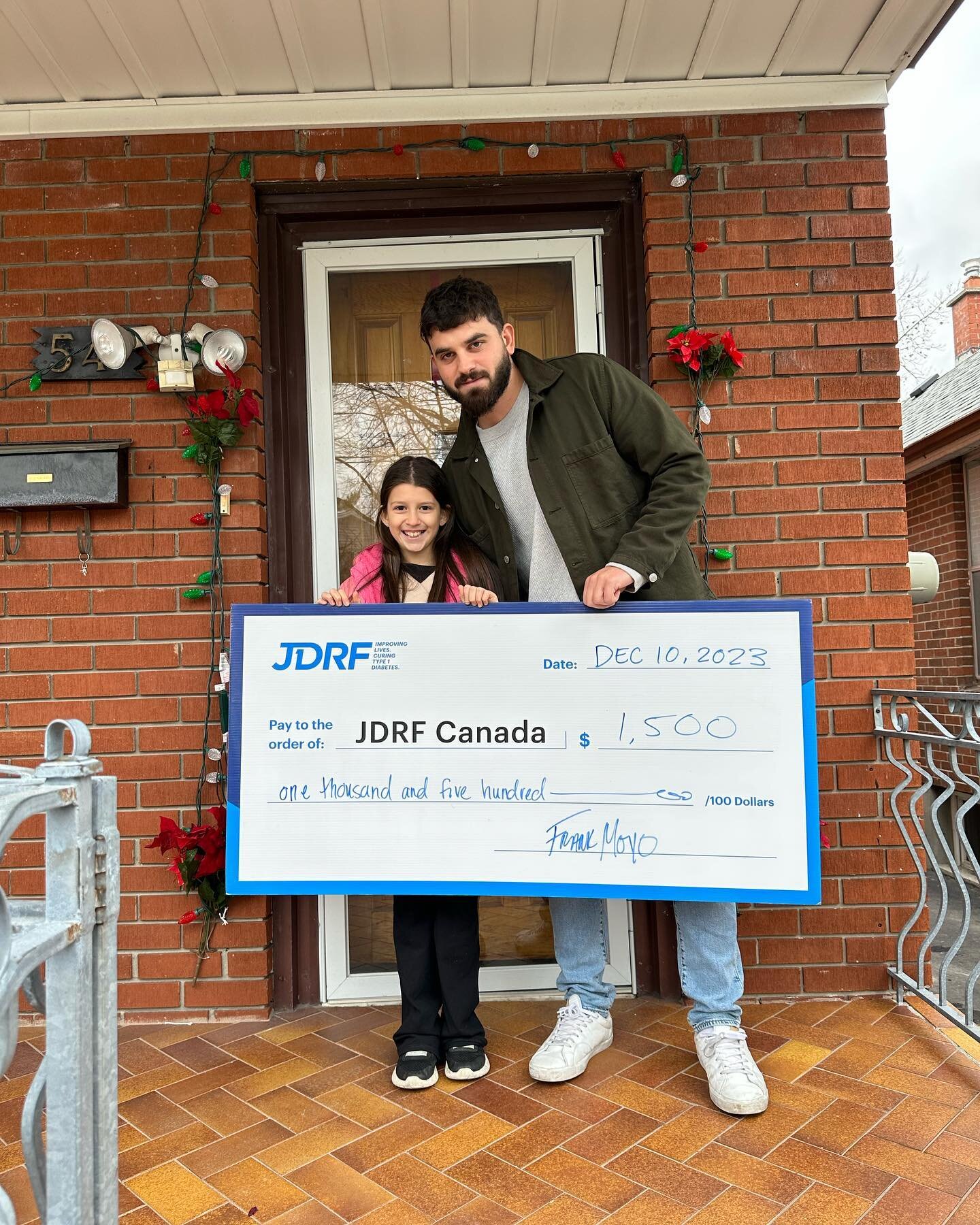 🇨🇦Thank you so much to everyone who purchased beanies for Noemi in support of @jdrf_canada ❤️
-
The past month has been amazing getting to see all the people that have reached out and donated for such an important cause that is very special to us. 
