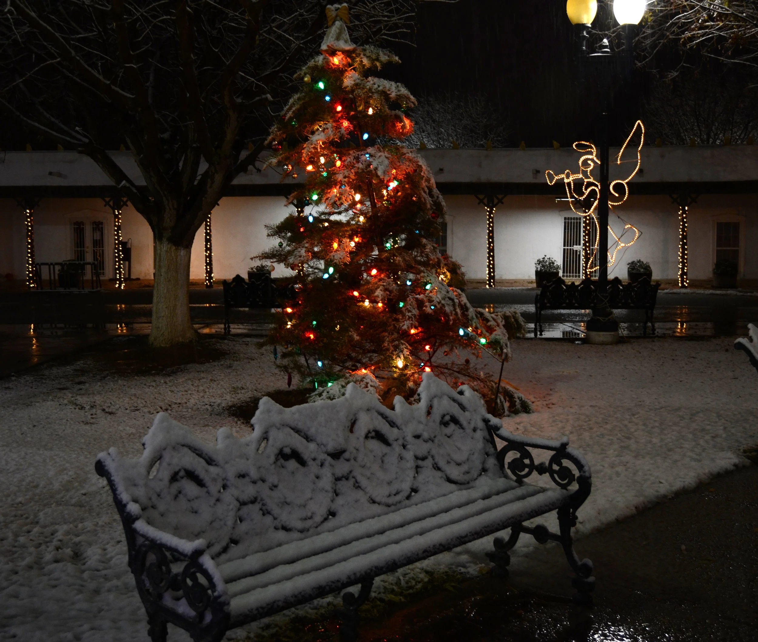 2015 12 26 Snow Historic District 8878-1.JPG