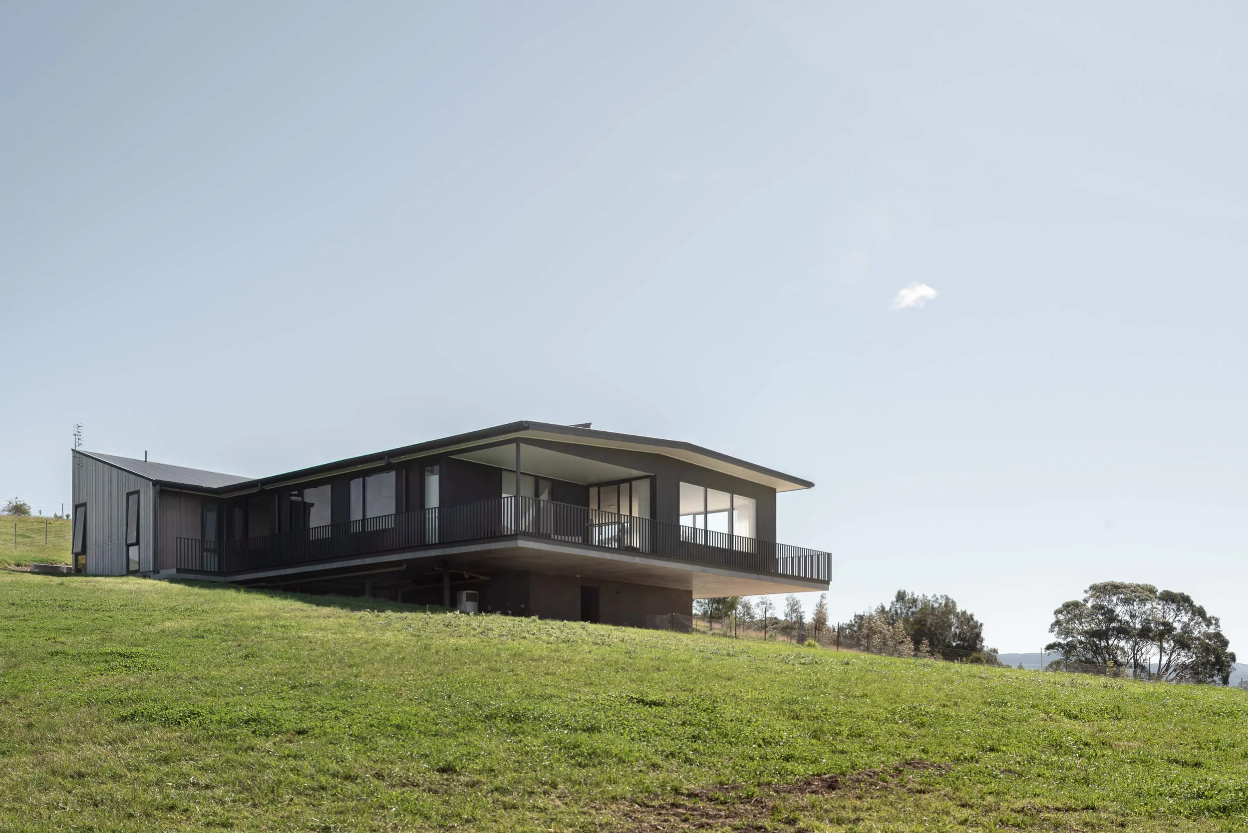 Innovative architectural design at Seven Mile. Premium architectural photography and film documenting an off-grid custom build by QBC Constructions in Regional NSW.