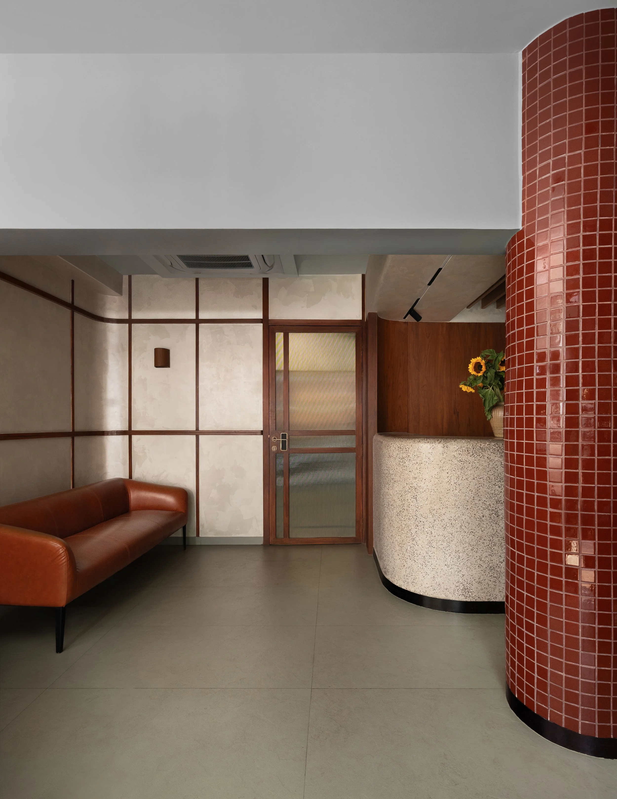 TAC has converted a previous bank facility to a state of the art 2500  square feet fertility & child care centre in Thane. 