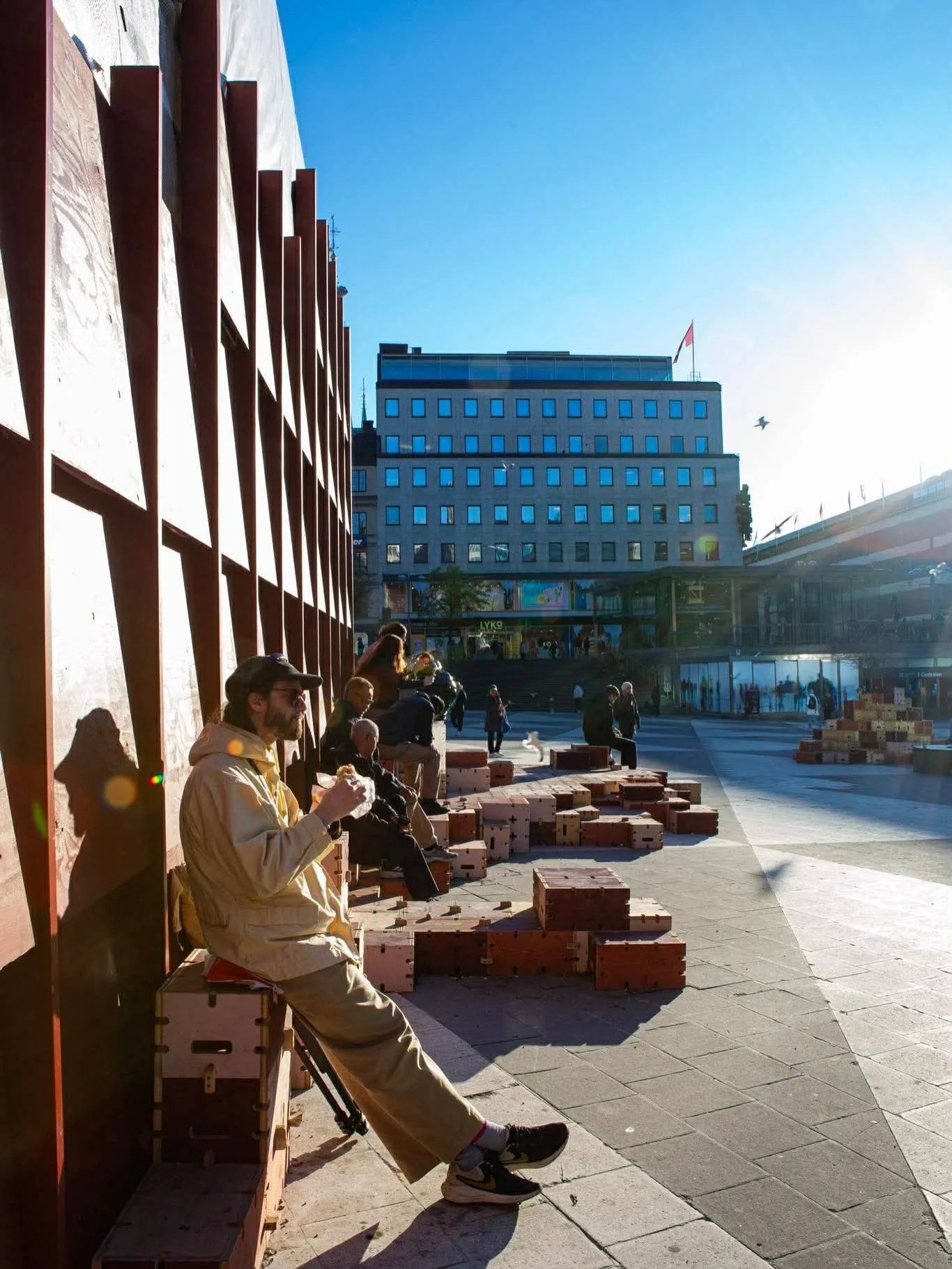 TRIBUN captioned by @mijoarkitektur 🌞

TRIBUN is a collaborative project between @__p__a__n__k__ , @pasergelstorg and Trafikkontoret.