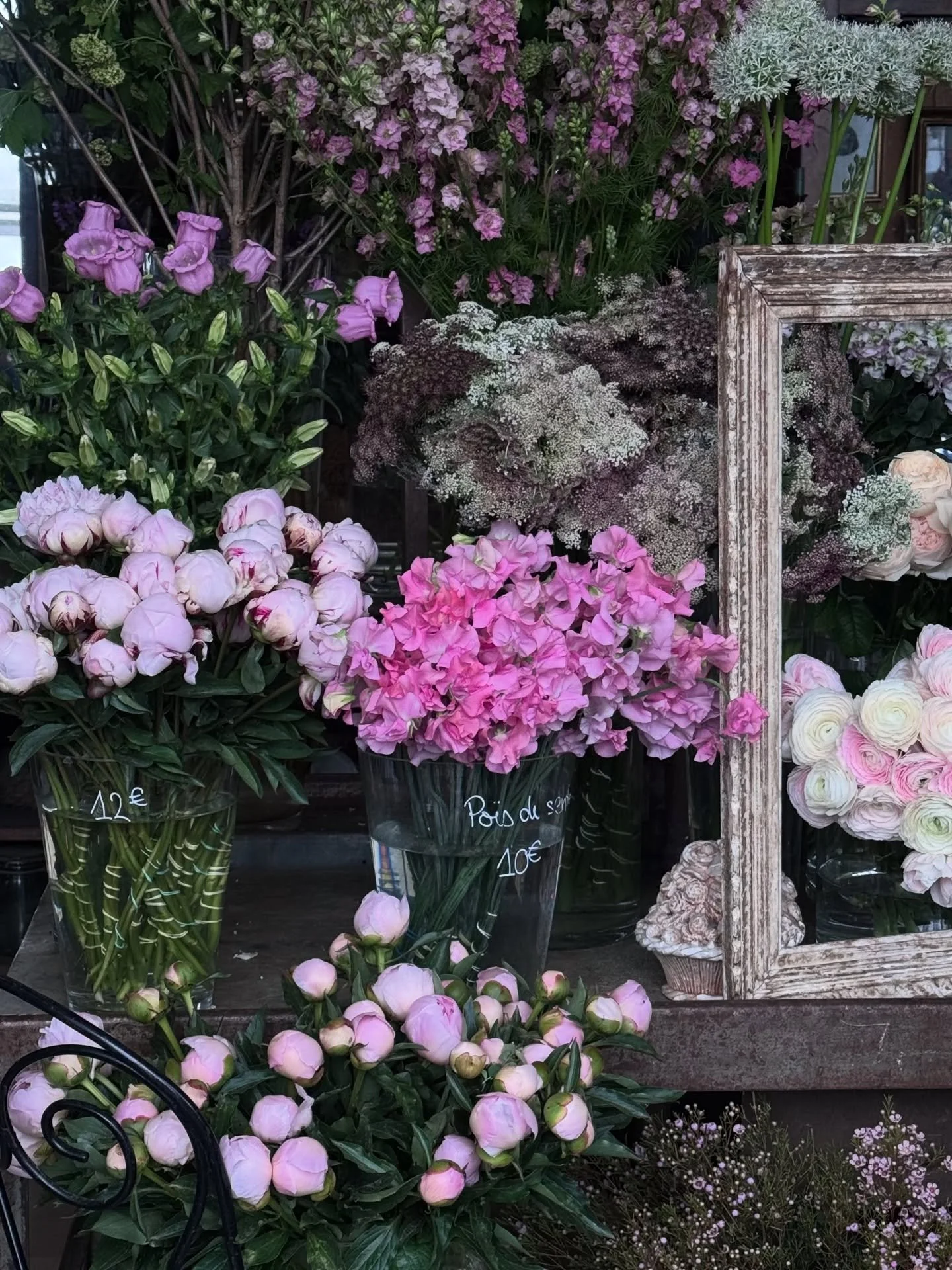 Sundays at the shop 💘