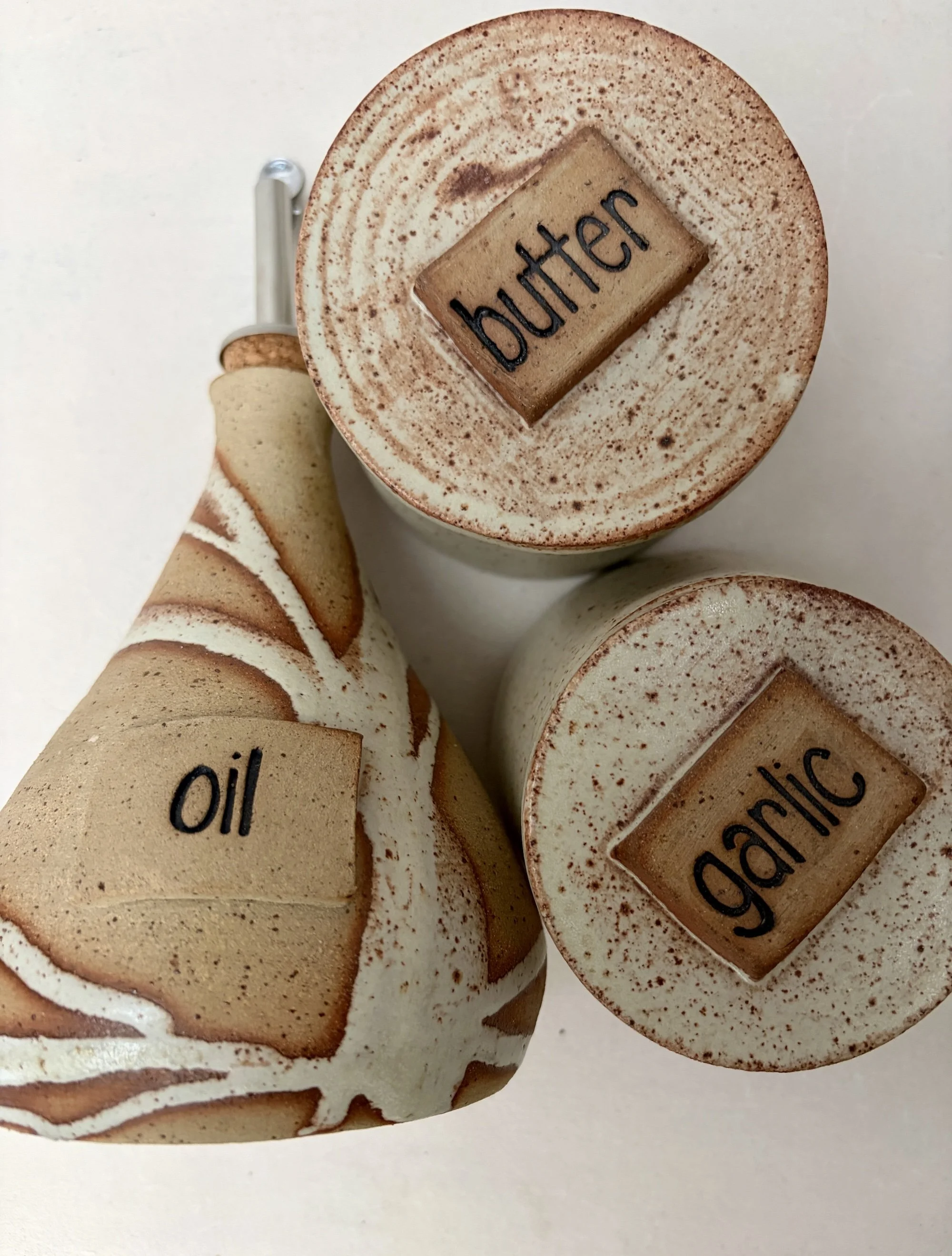 oil-garlic-butter-group-vanilla.jpeg