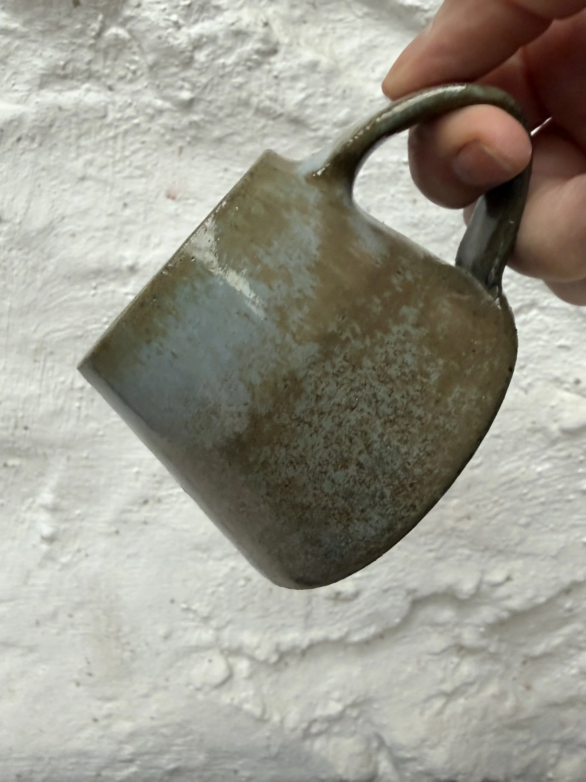 smallcup-dusty-action.jpeg